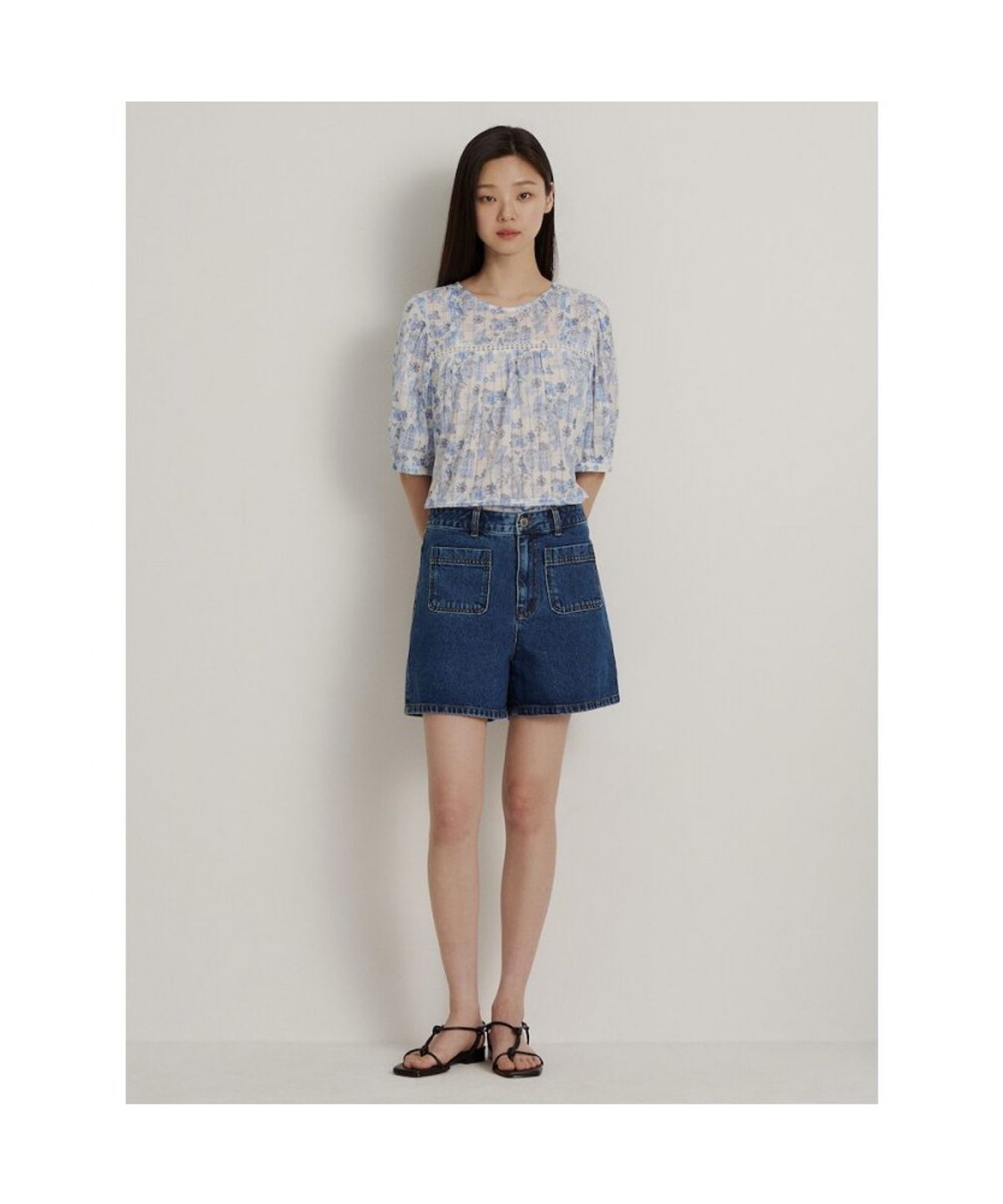 빈폴 레이디스(BEANPOLE LADIES) [다리아송] 올오버 반소매 퍼프 블라우스  스카이 블루 (BF6565K51Q)