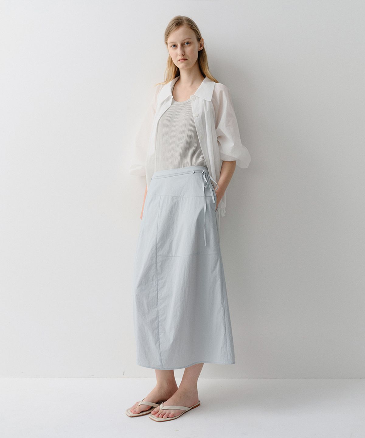 이아(EAAH) LOVEN STRING SKIRT (PALE BLUE)