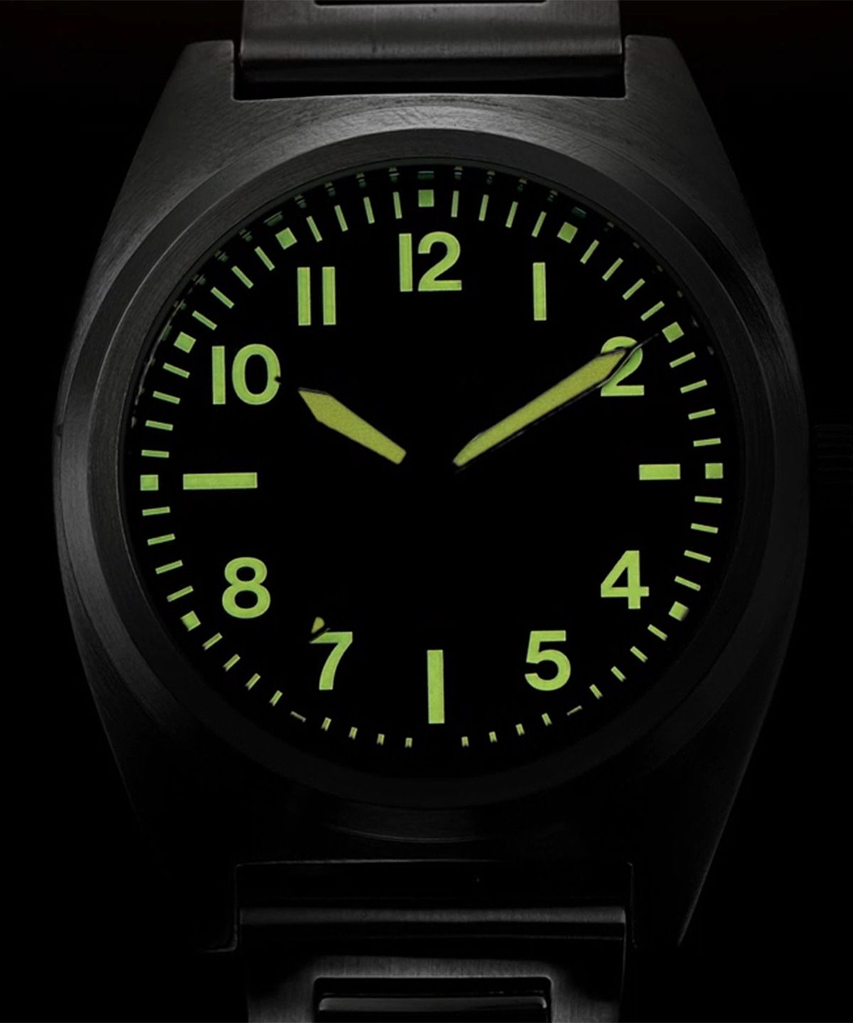 타이맥스(TIMEX) 익스페디션 캡스톤 남자메탈시계 39mm