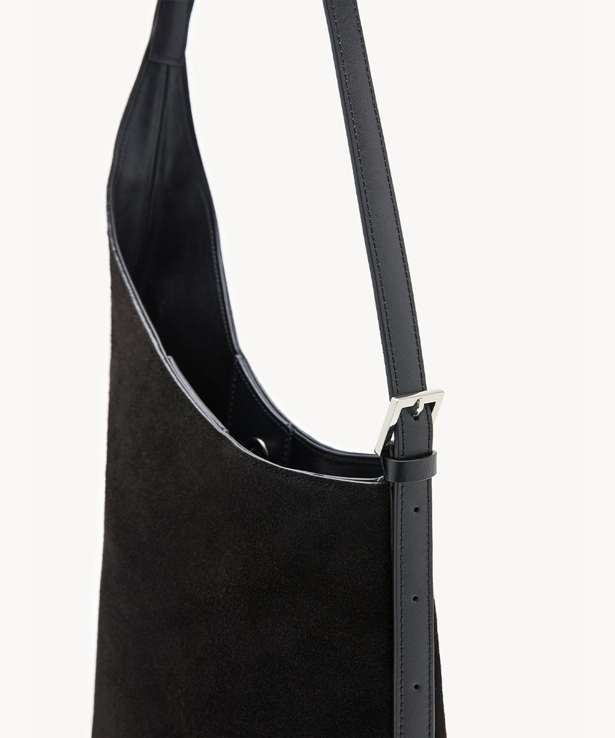 끌라베(CLAVE) 블레어 스웨이드 다크 브라운 토트백 (BLAIR Suede Dark Brown Tote Bag)