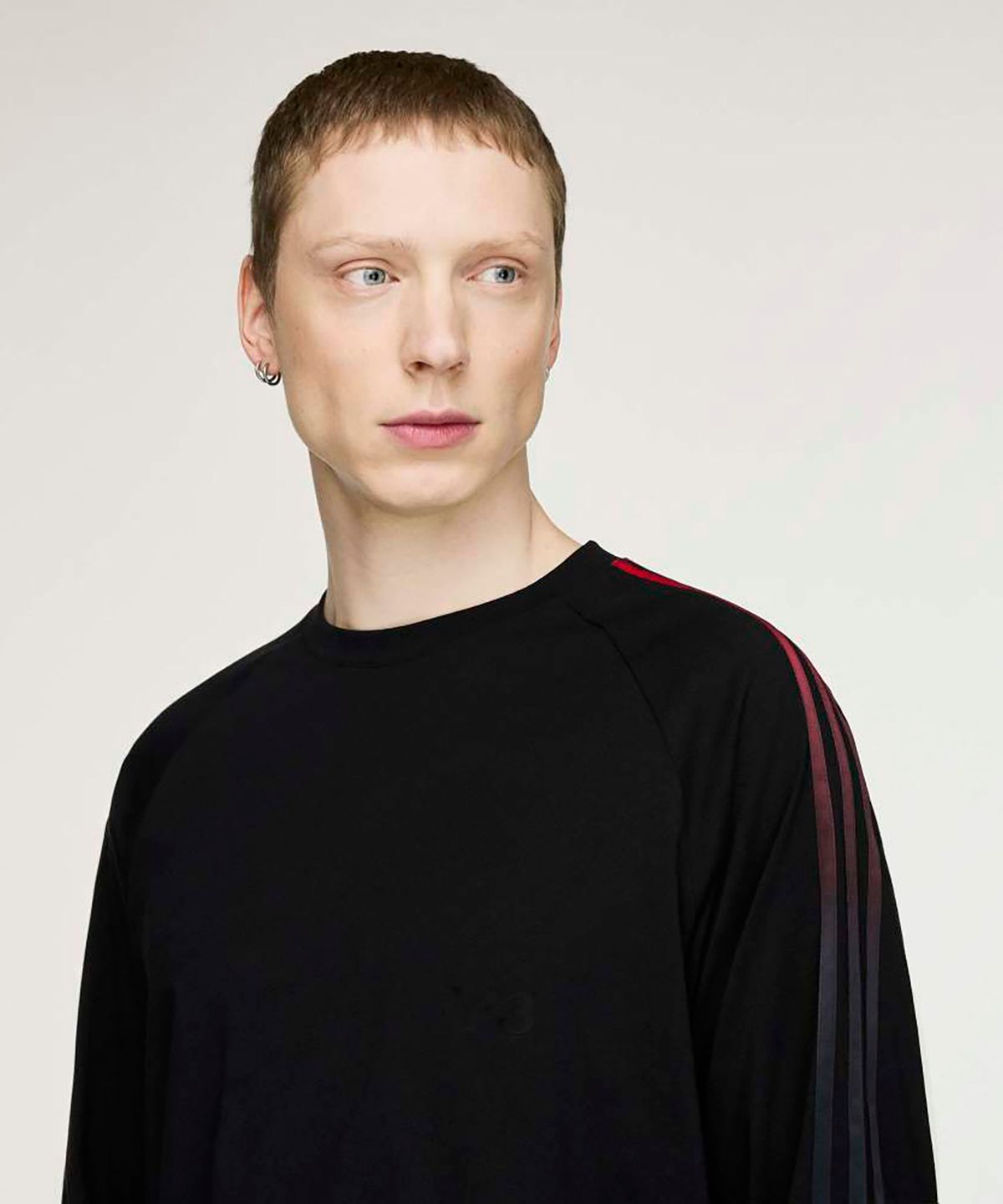 와이쓰리(Y-3) (U) 오버사이즈 그라디언트 3S 롱 슬리브 티셔츠 블랙 OVS GRD 3S LS T BLACK