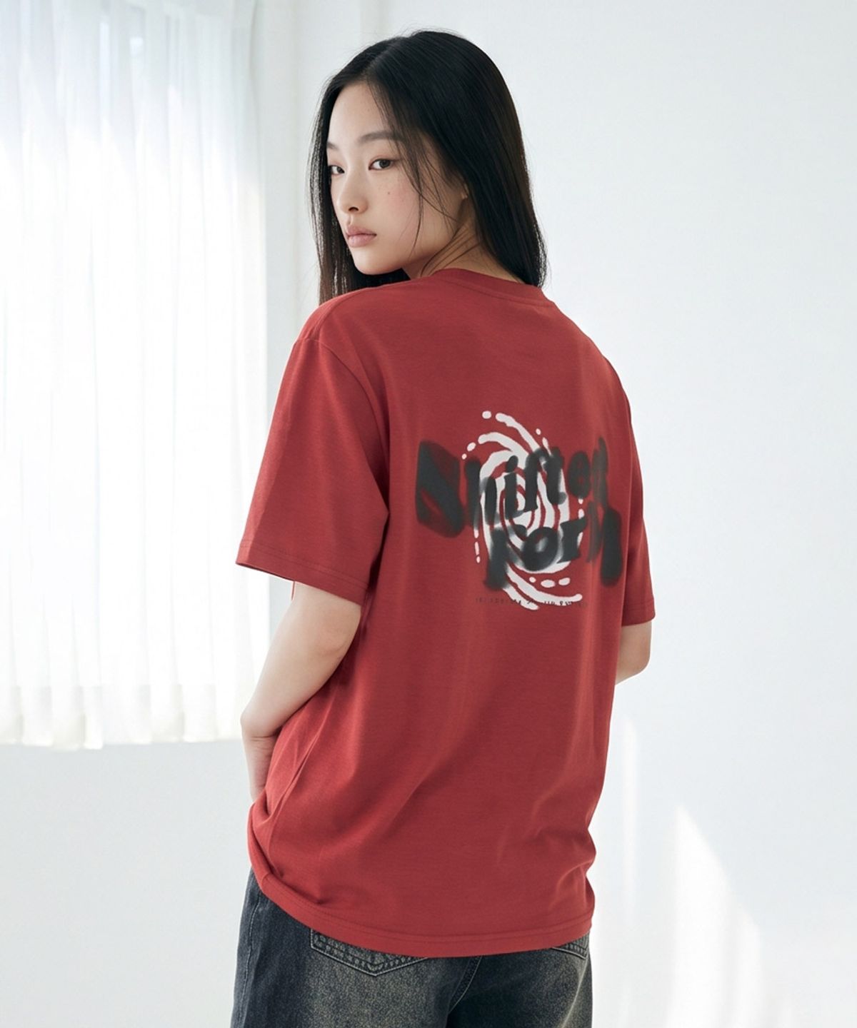 체이스컬트(CHASECULT) 공용 쿨 블러 그래픽 반팔 티셔츠-FCRU5829E0K