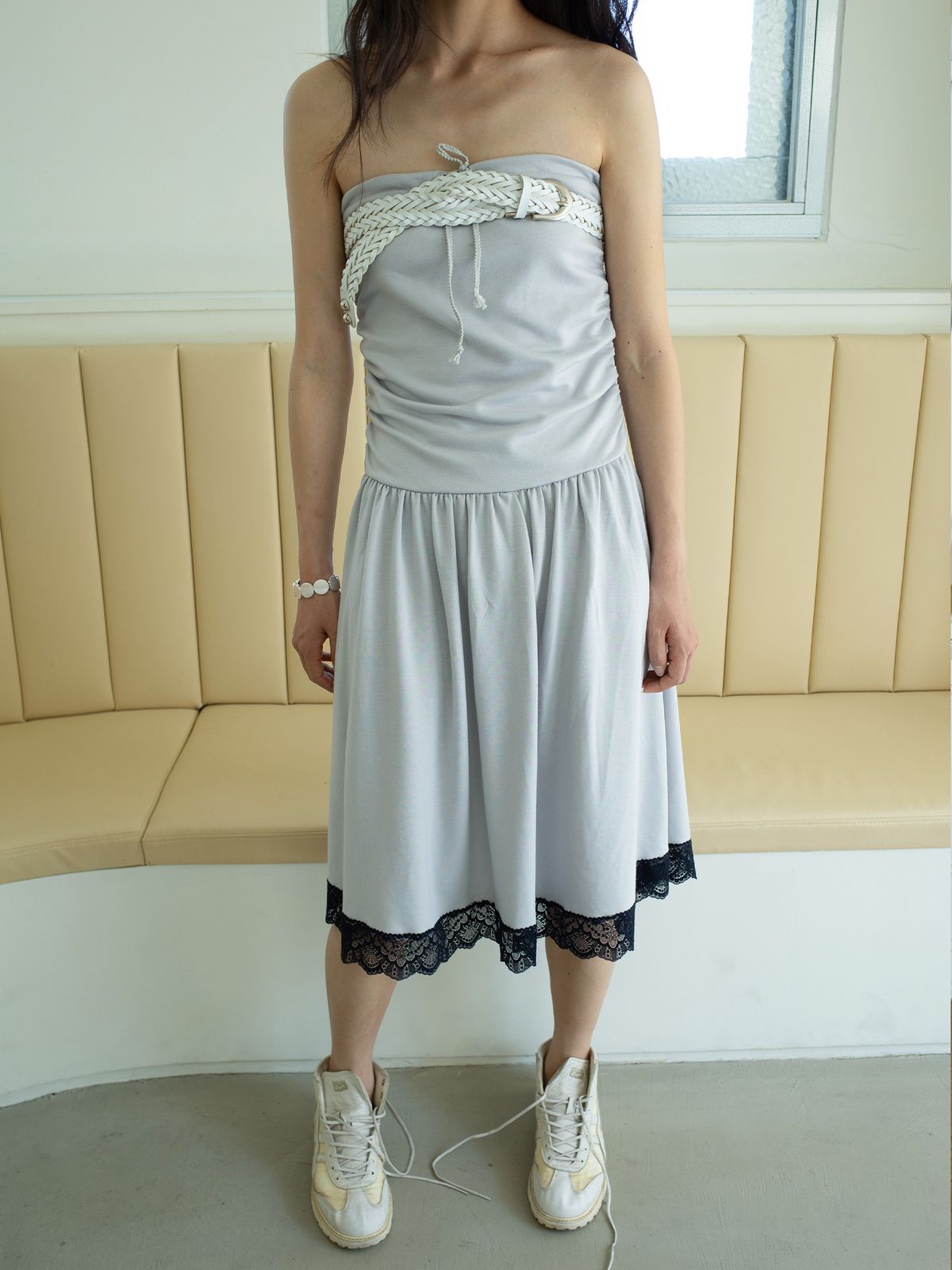 온스카(ONSKA) 2 WAY LACE TUBE SKIRT (LIGHT GREY)
