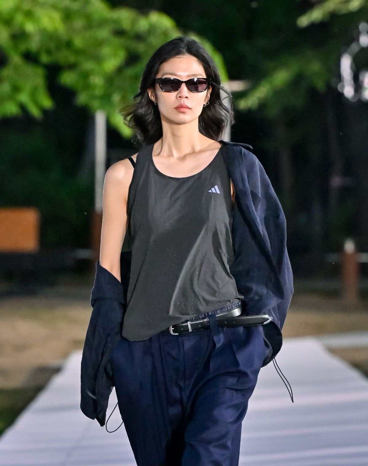오디너리피플(ORDINARY PEOPLE) RE : LEATHER COLLAR FRENCH SHACKET [NAVY]