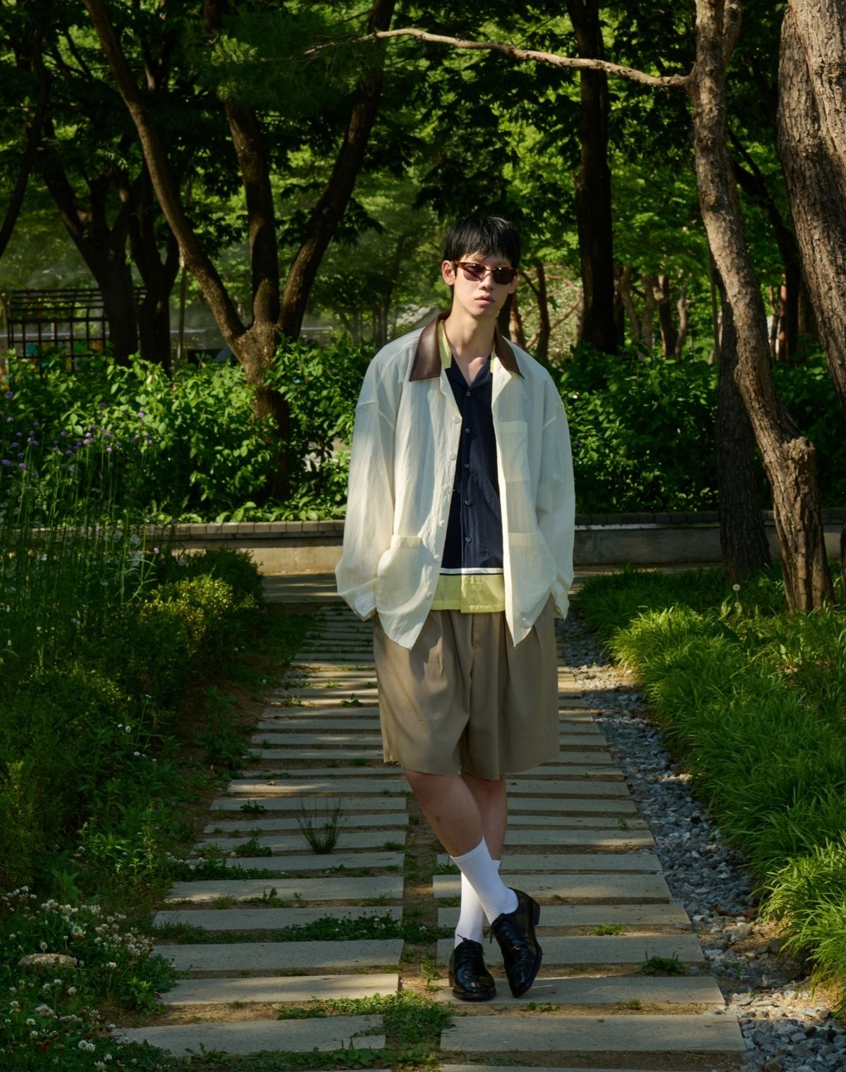 오디너리피플(ORDINARY PEOPLE) RE : LEATHER COLLAR FRENCH SHACKET [WHITE]