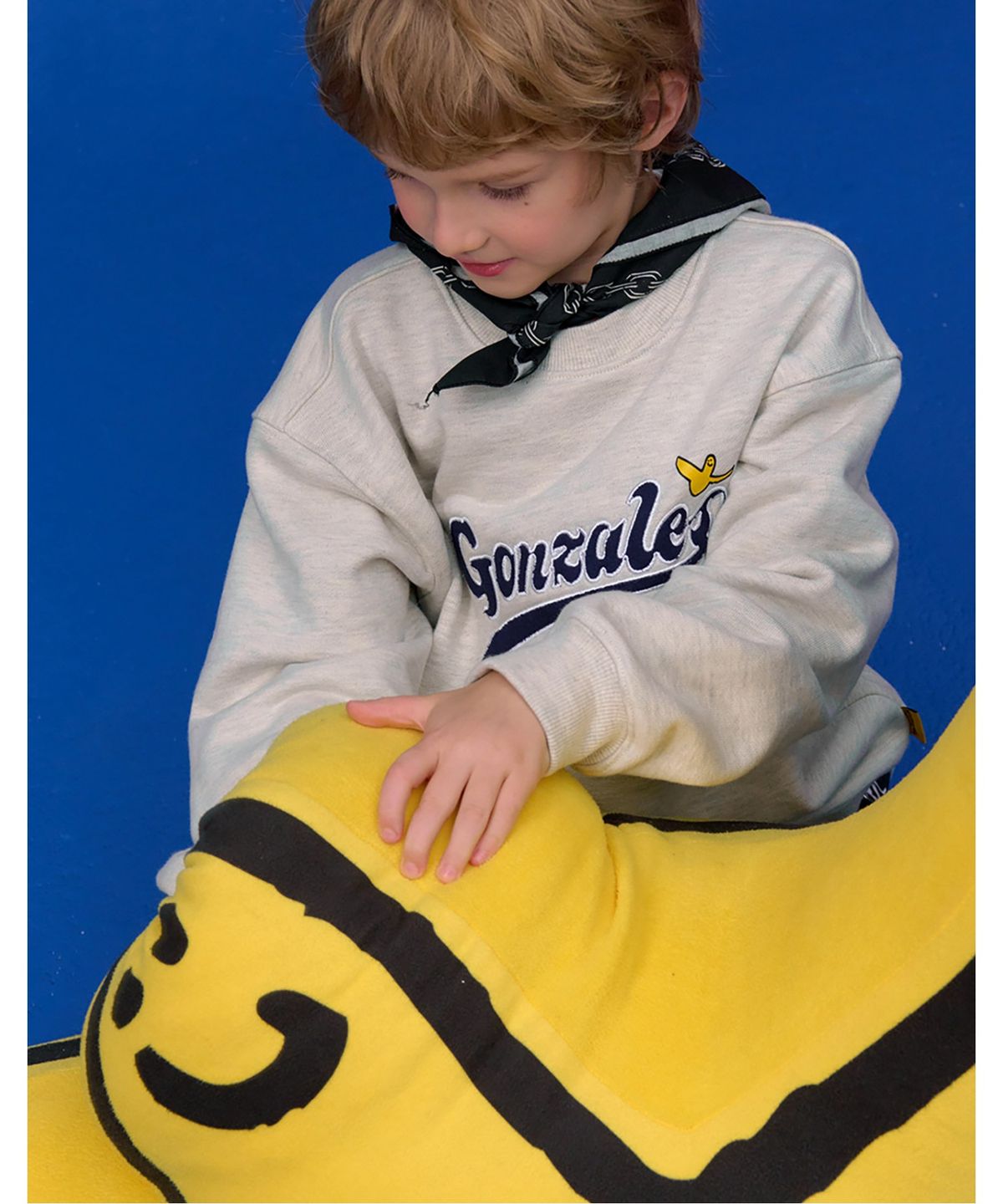 마크곤잘레스 키즈(MARK GONZALES KIDS) 곤잘레스 아플리케 맨투맨_오트밀_MG53TM06OT