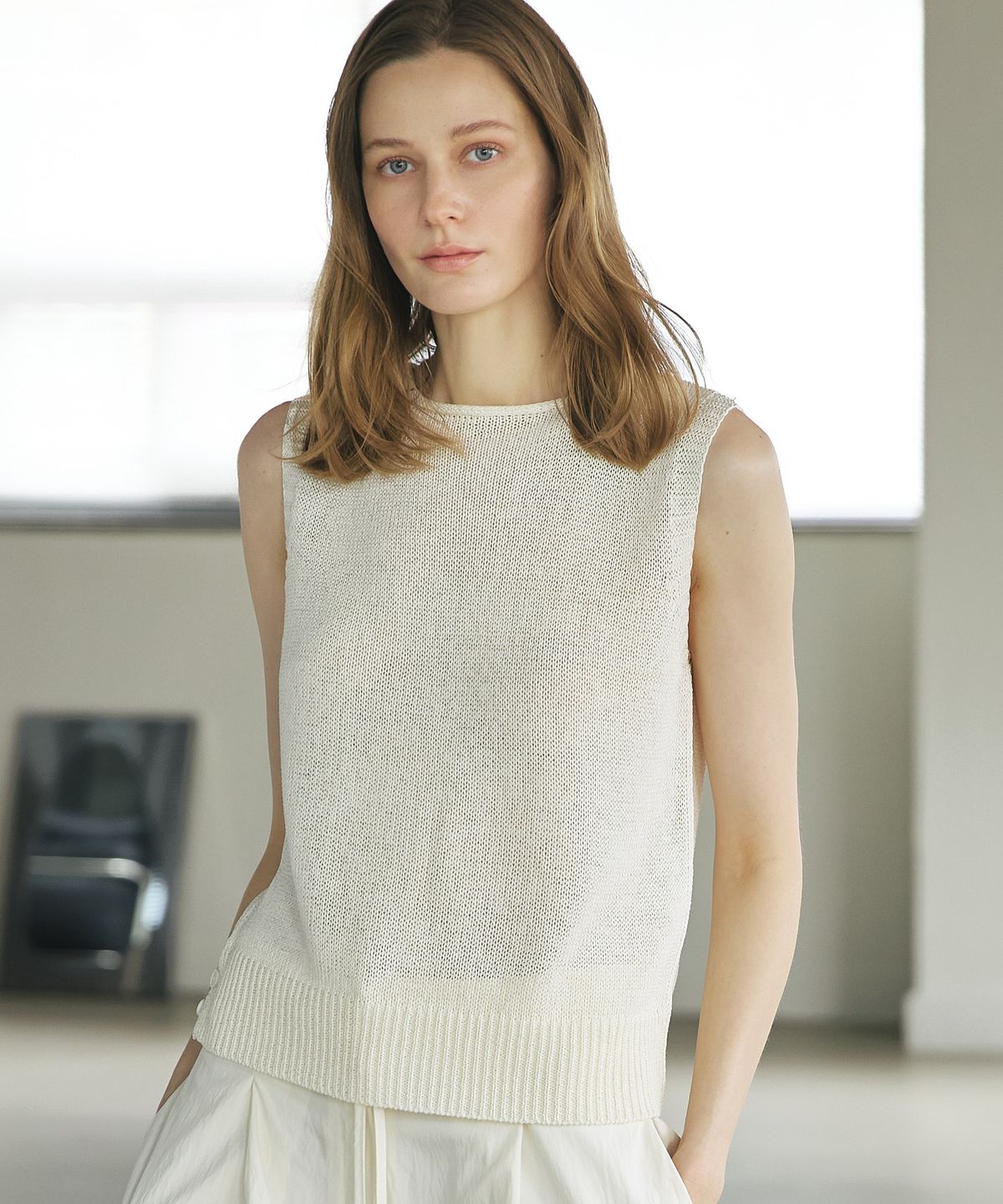 누토프(NUTOFFE) Weave Sleeveless Knit_Ivory