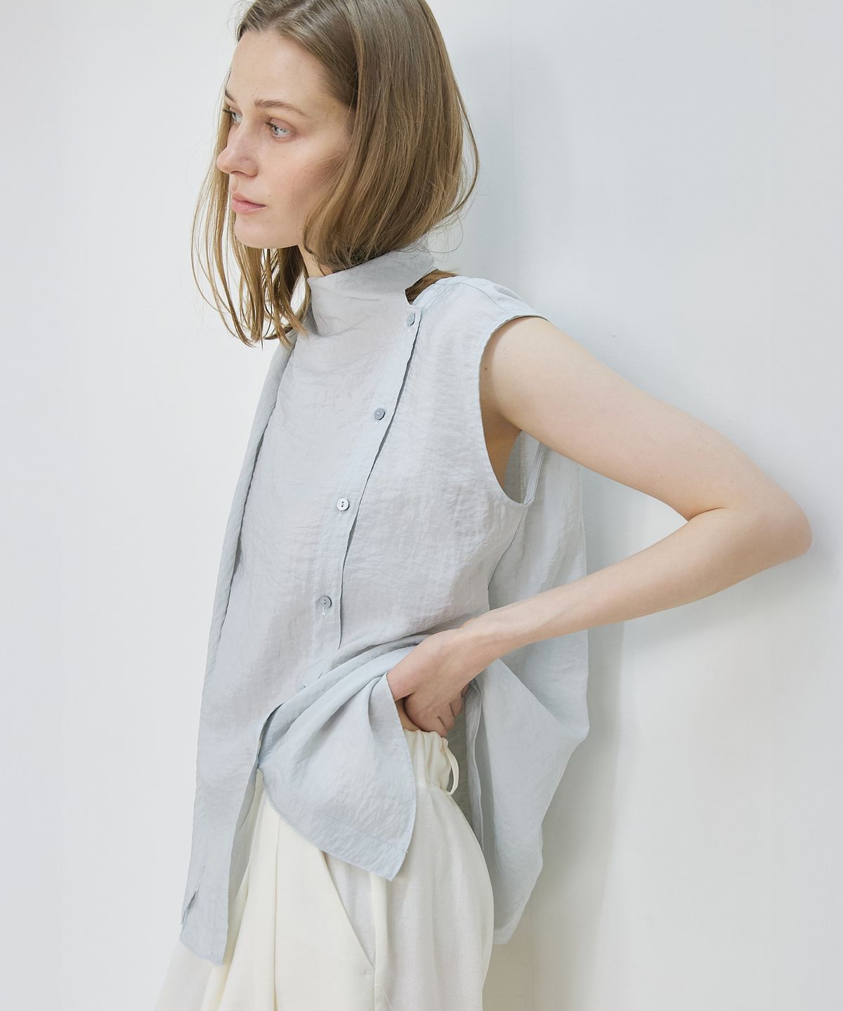 누토프(NUTOFFE) Musk Blouse_Light Blue