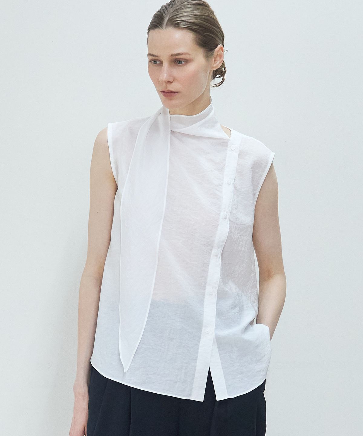 누토프(NUTOFFE) Musk Blouse_Ivory