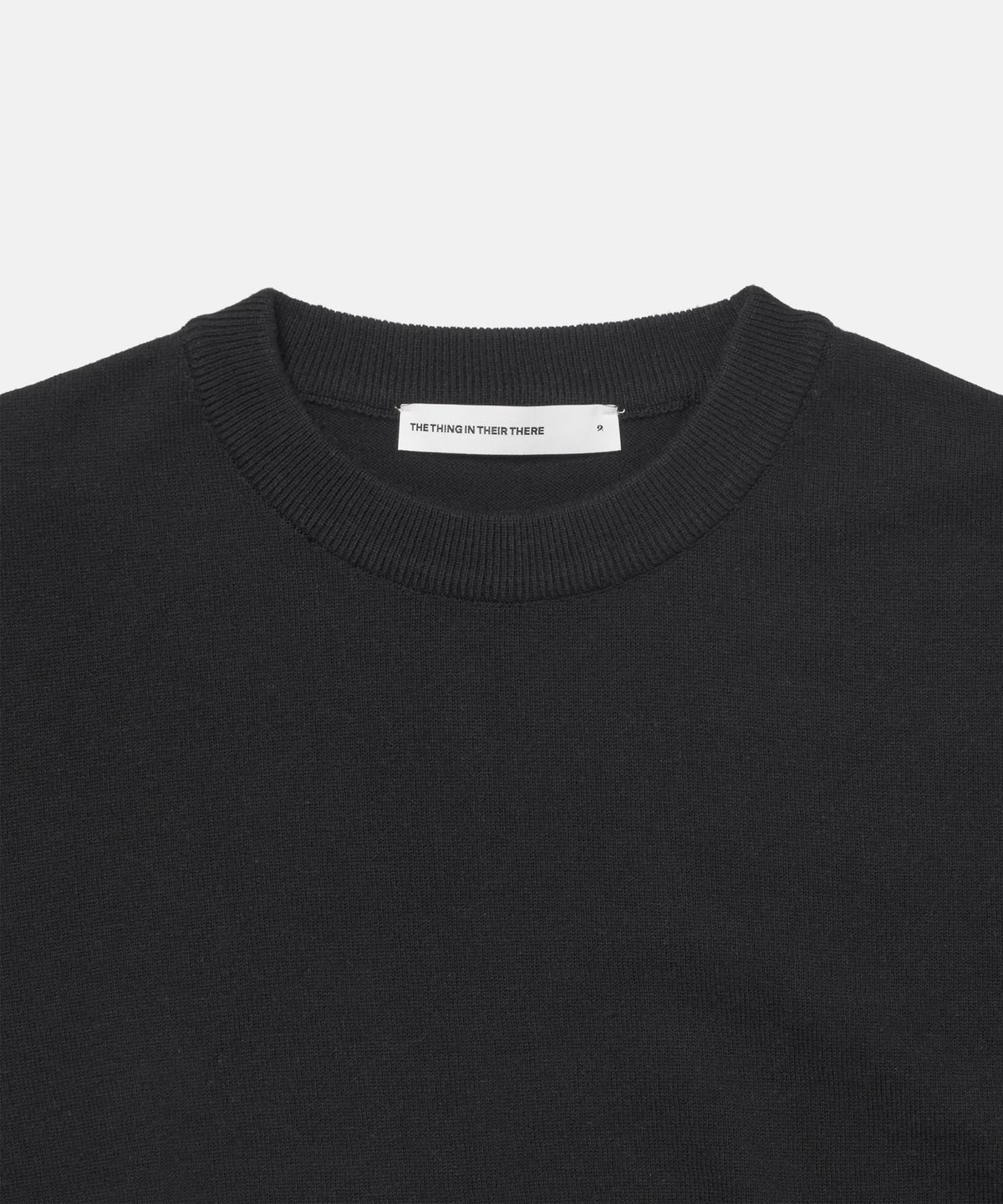 더씽인데어데어(THE THING IN THEIR THERE) Composed Slit Knit Black