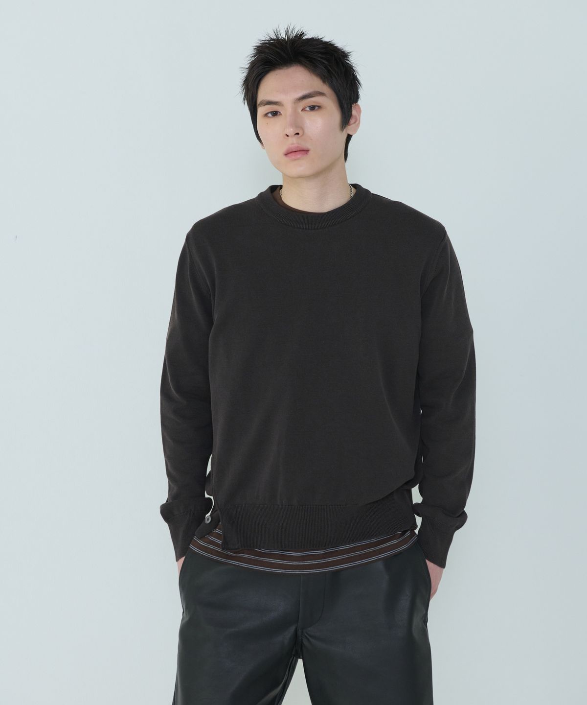 더씽인데어데어(THE THING IN THEIR THERE) Composed Slit Knit Brown