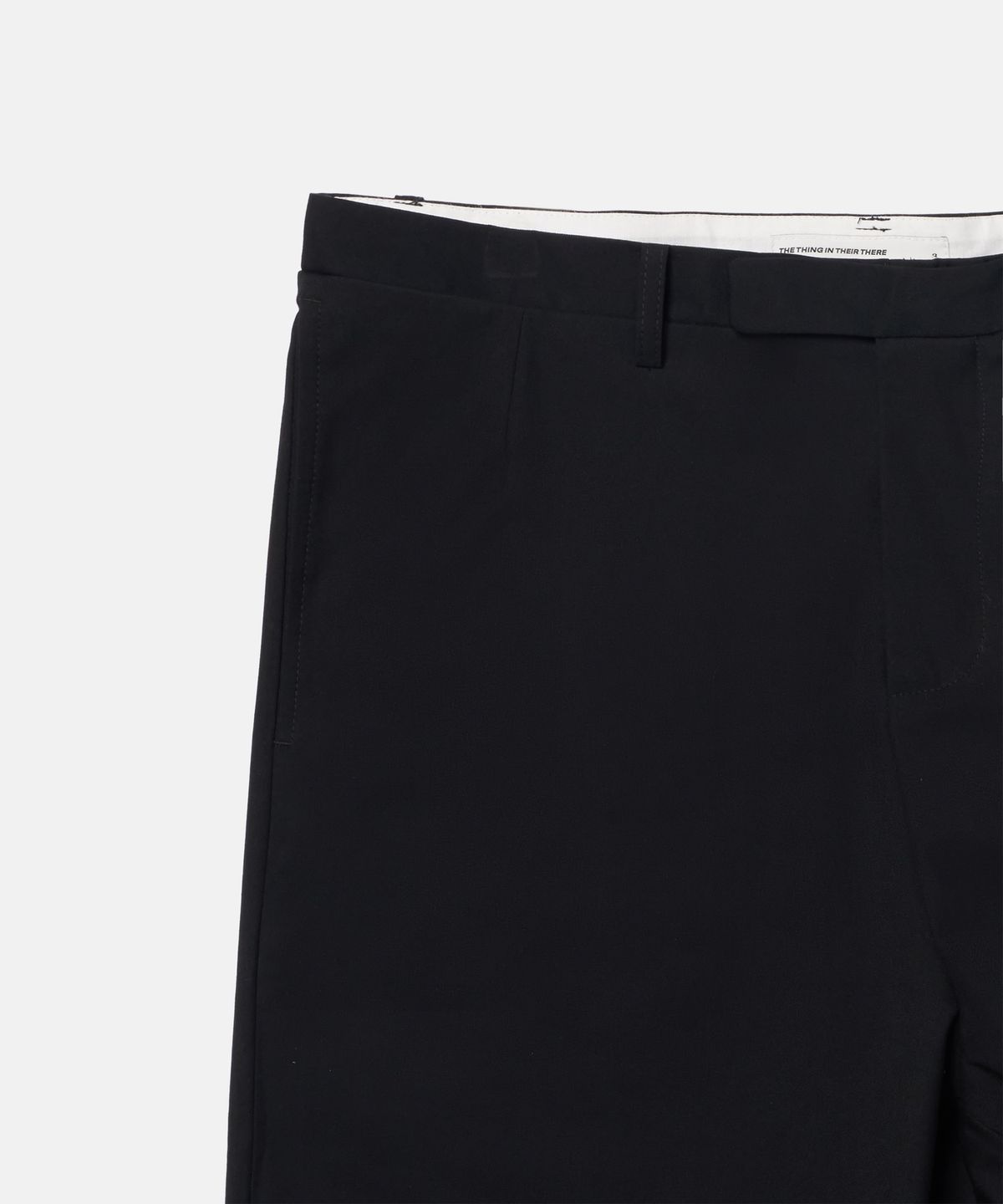 더씽인데어데어(THE THING IN THEIR THERE) Refine Black Straight Wide Slacks Black