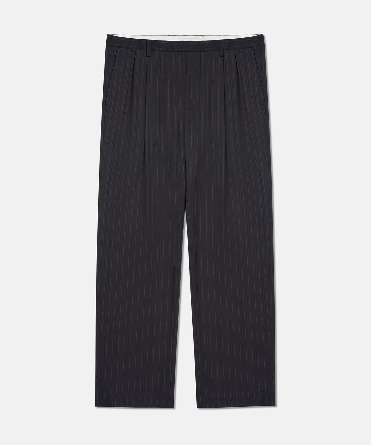 더씽인데어데어(THE THING IN THEIR THERE) Fine Pinstripe Slacks Black