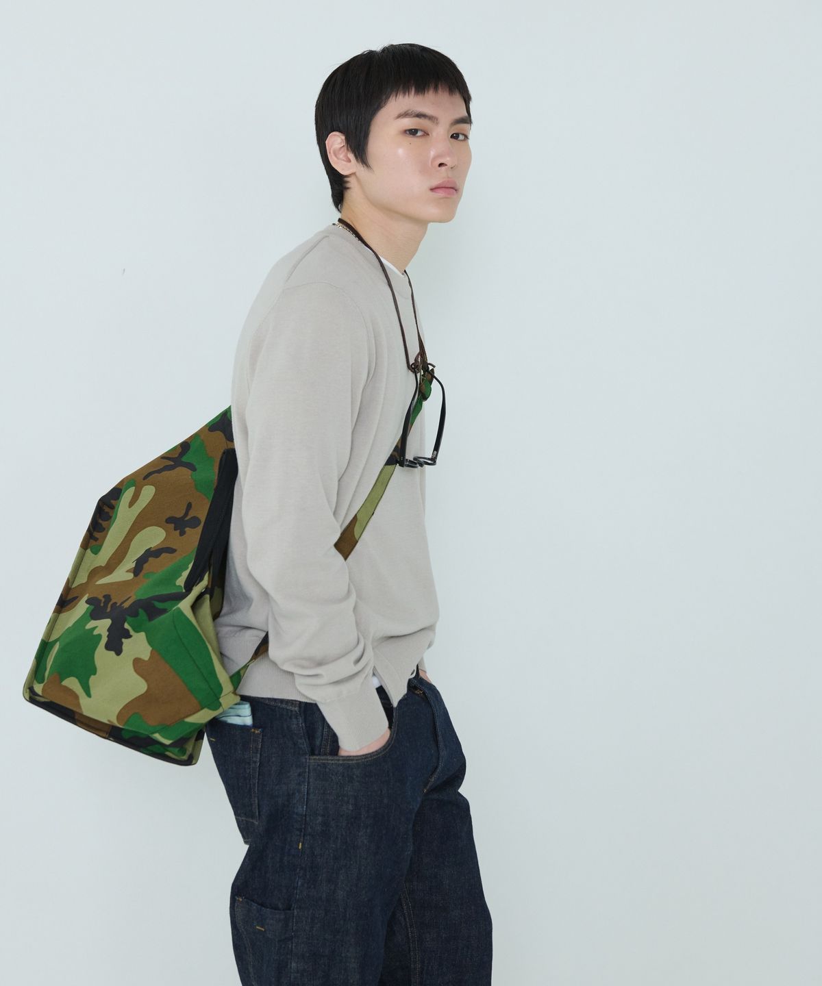 더씽인데어데어(THE THING IN THEIR THERE) CAMO Boat Tote Bag