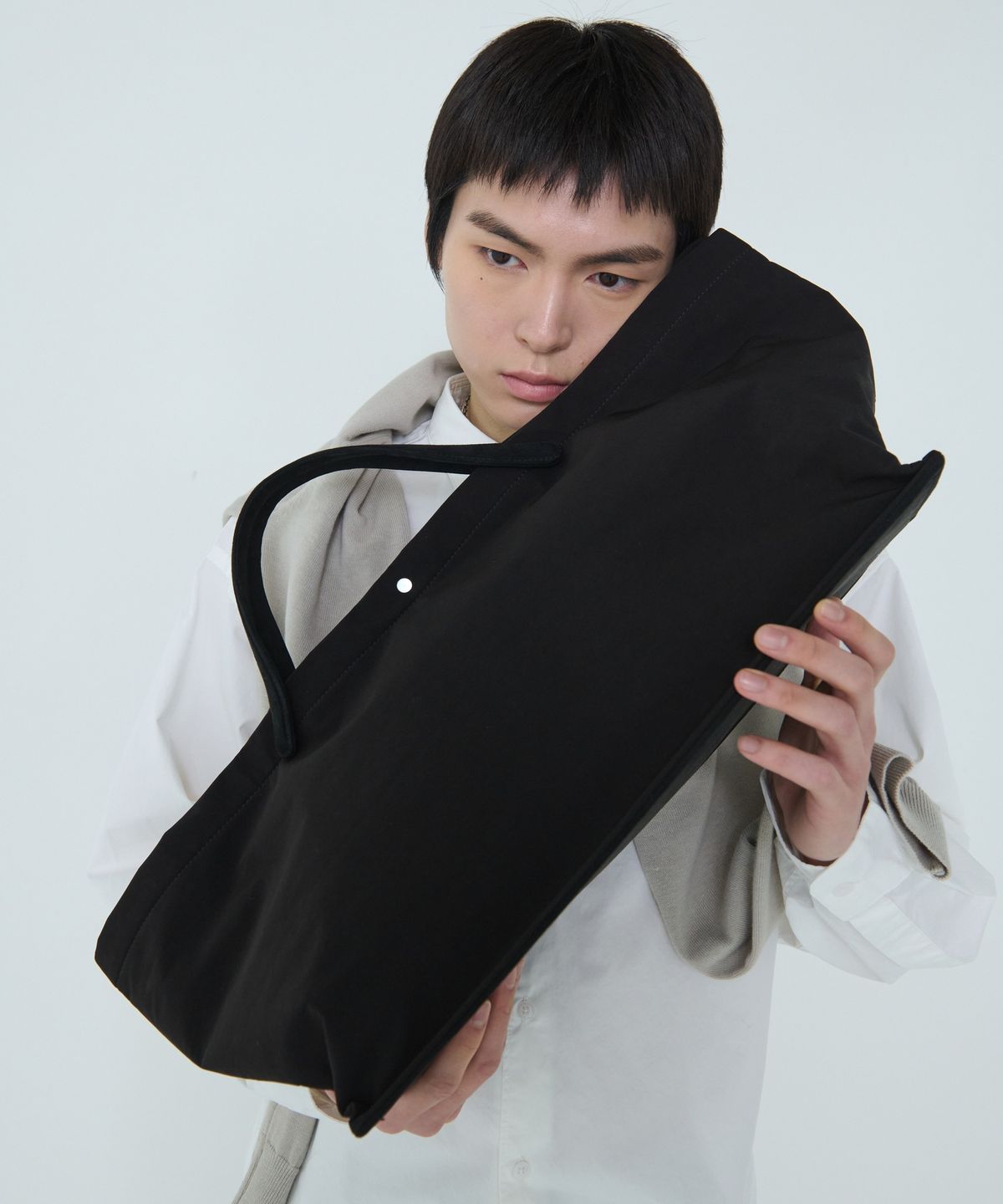 더씽인데어데어(THE THING IN THEIR THERE) Boat Tote Bag Black