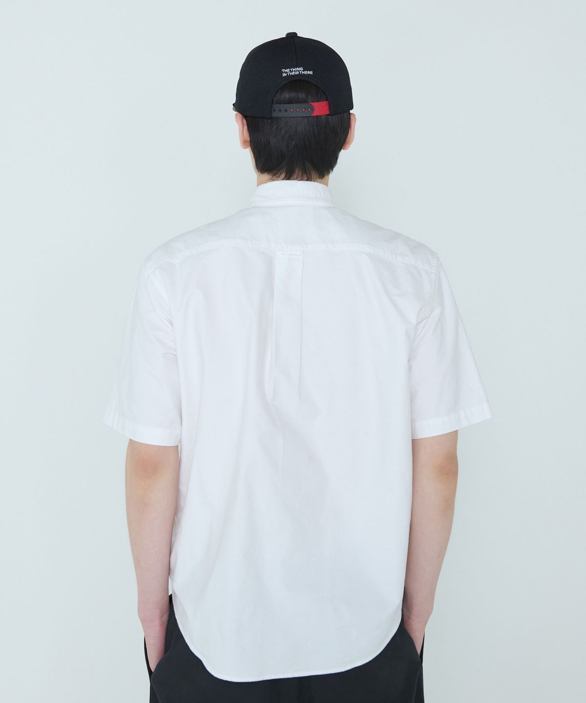 더씽인데어데어(THE THING IN THEIR THERE) Camo Rope Trucker Cap