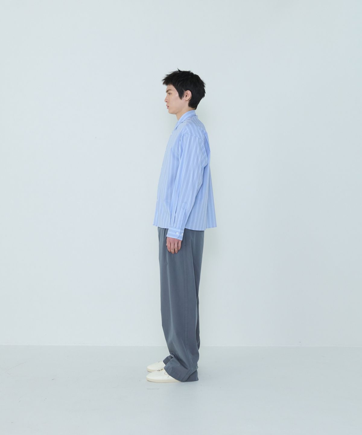 더씽인데어데어(THE THING IN THEIR THERE) Considered Stripe Shirt