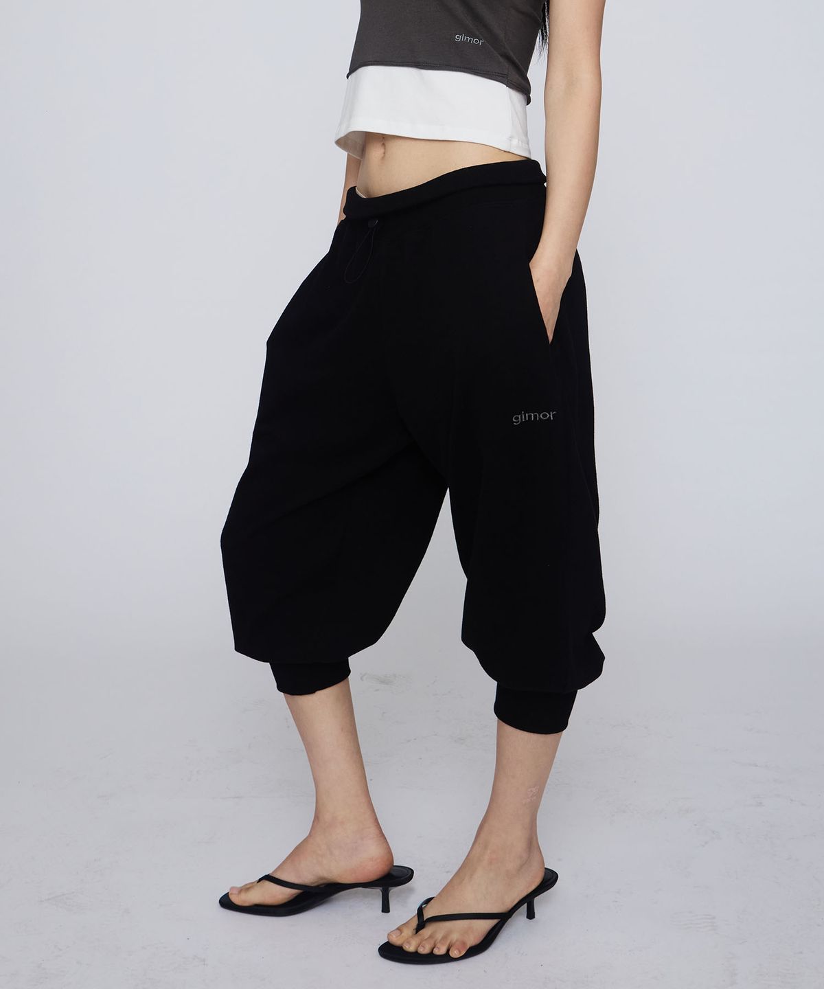 기머(GIMOR) Balloon Capri Pants Black