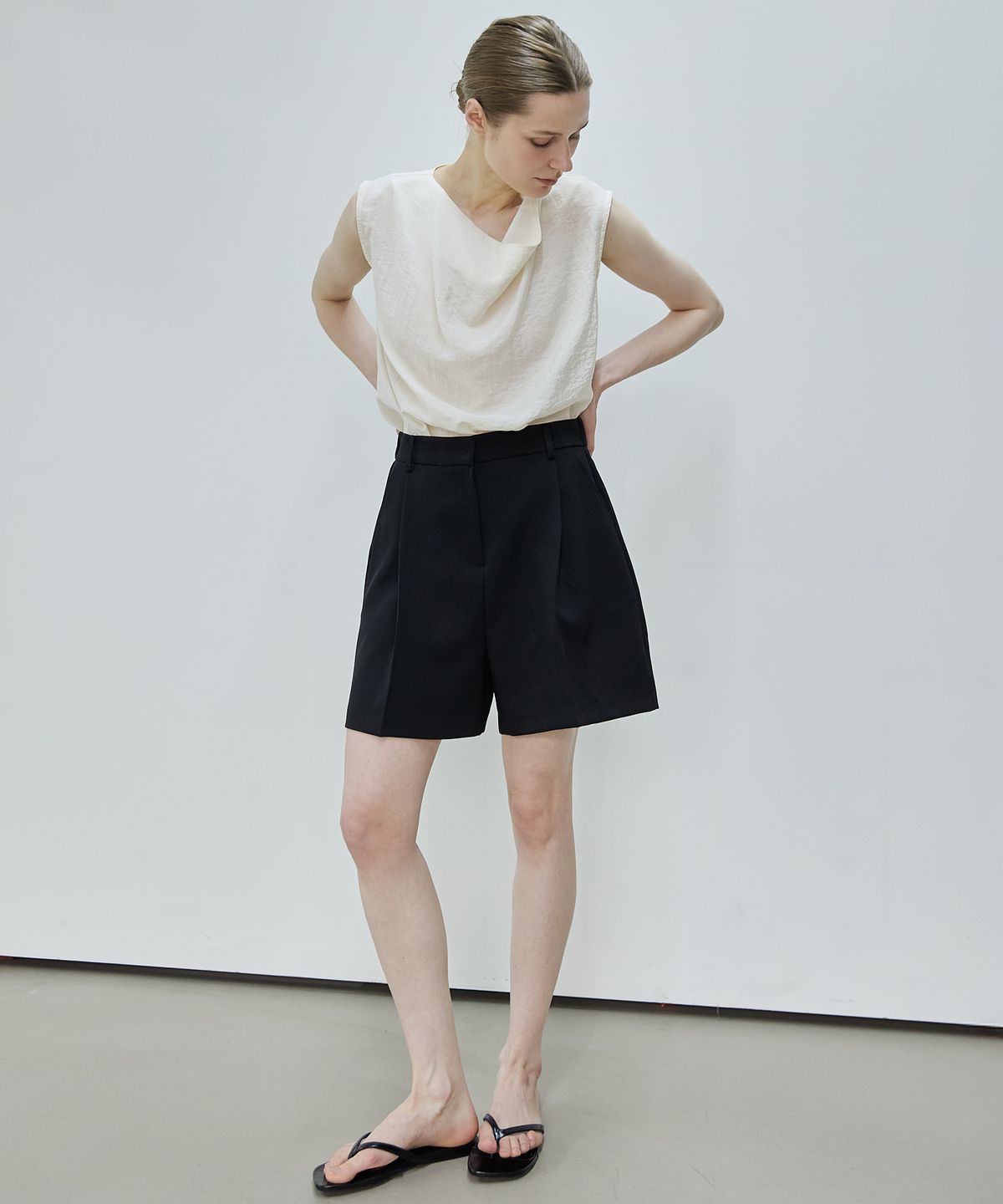 누토프(NUTOFFE) Serif Pants_Black