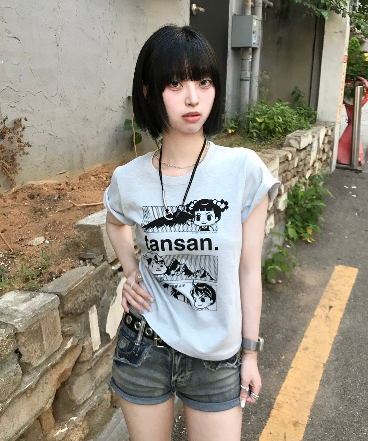 탄산마그네슘(TANSANMAGNESIUM) 안녕자두야X탄산 마운틴 자두 티셔츠 (스카이블루)