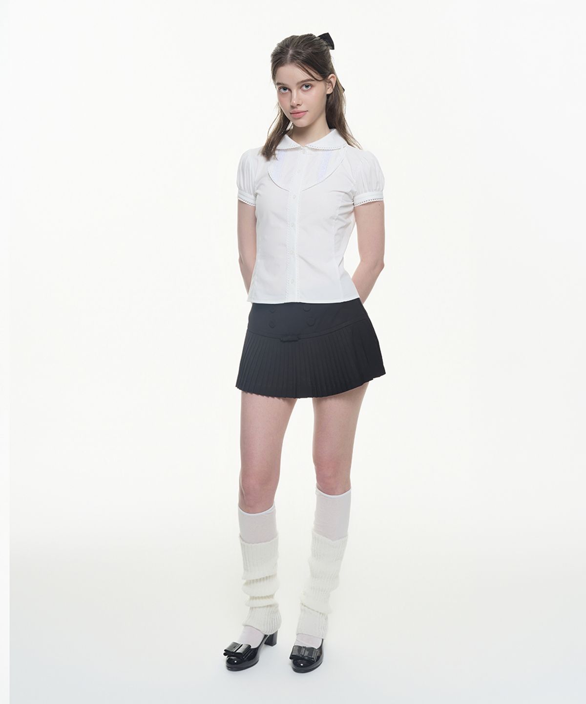 위스페어리(WHISFAIRY) Classic Ribbon Pleated Skirt - BLACK