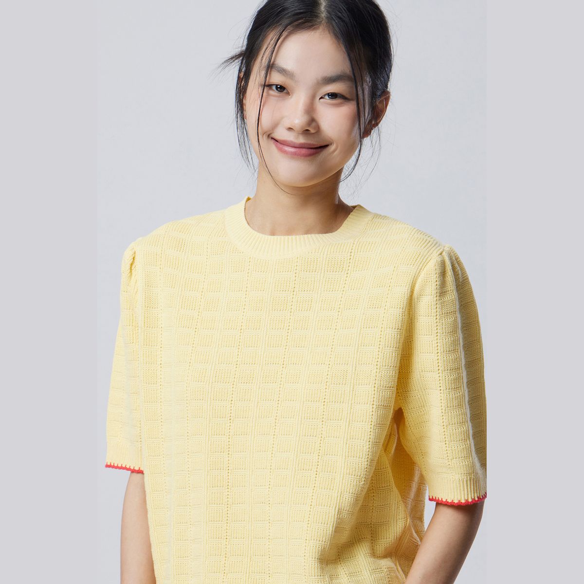 베네통(BENETTON) 배색 라인 퍼프 니트_BAKPF2611YE