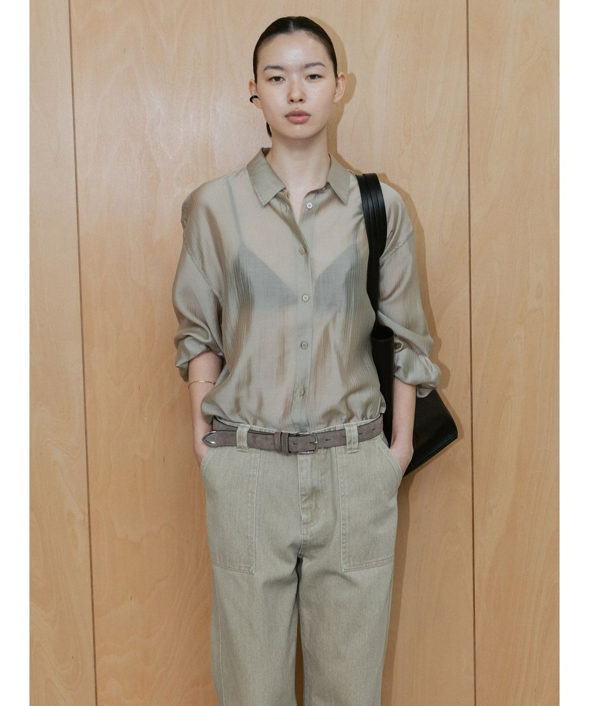 디애퍼처(THE APERTURE) Sheer Stripe Shirt  Brown (TA6264A04D)