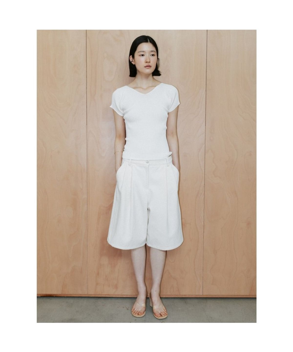 디애퍼처(THE APERTURE) Delia Short Sleeve Knit Top  Beige (TA6451A01A)