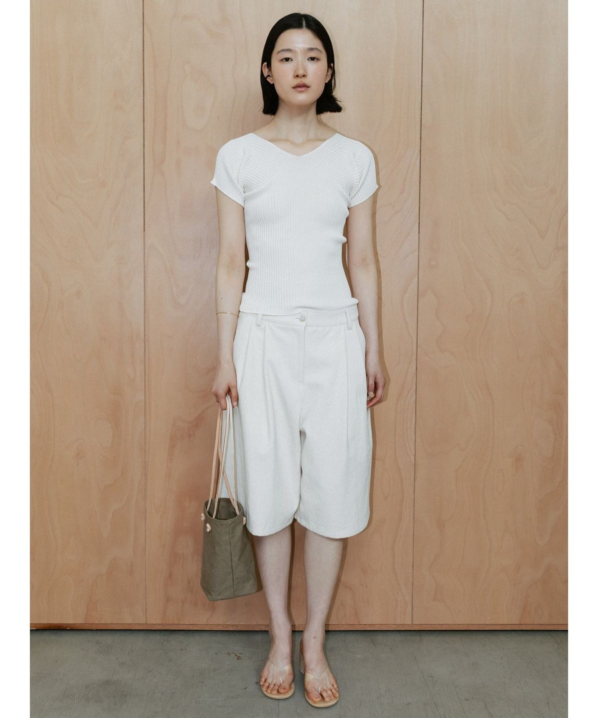 디애퍼처(THE APERTURE) Delia Short Sleeve Knit Top  Beige (TA6451A01A)