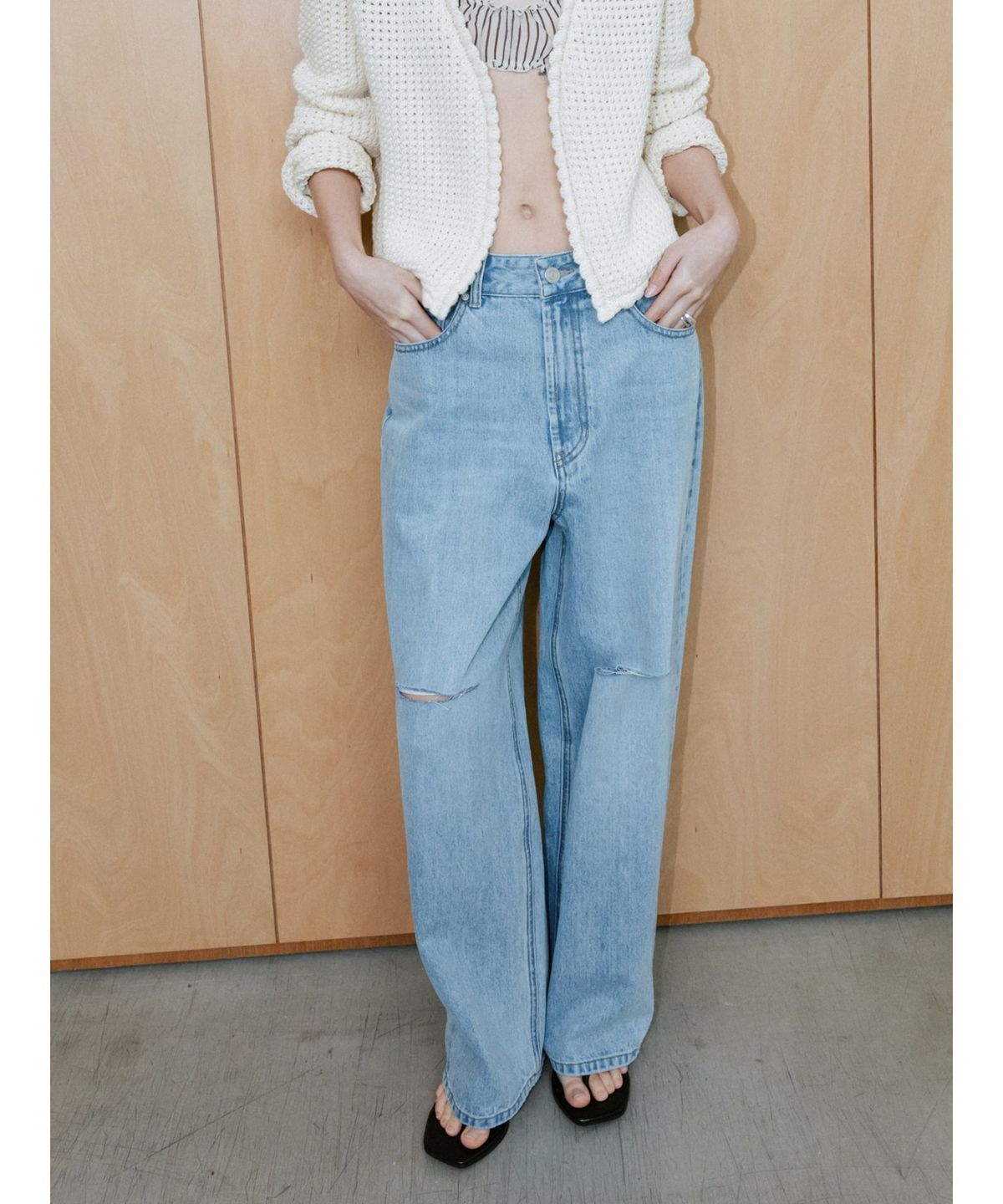 디애퍼처(THE APERTURE) 90s Destroyed Denim Pants  Blue (TA6421A03P)