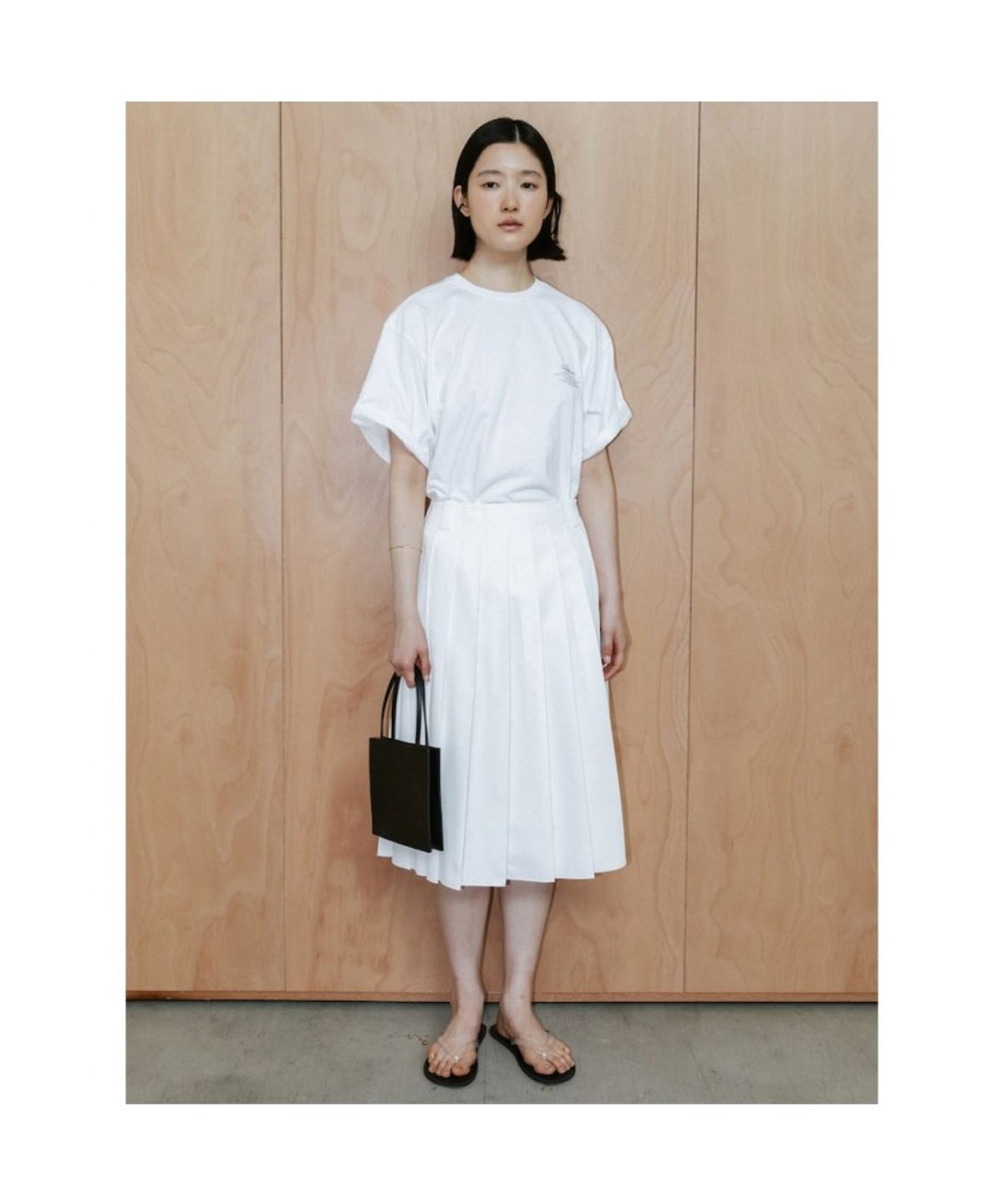 디애퍼처(THE APERTURE) 90S Cotton Pleated Skirt  White (TA6227A051)
