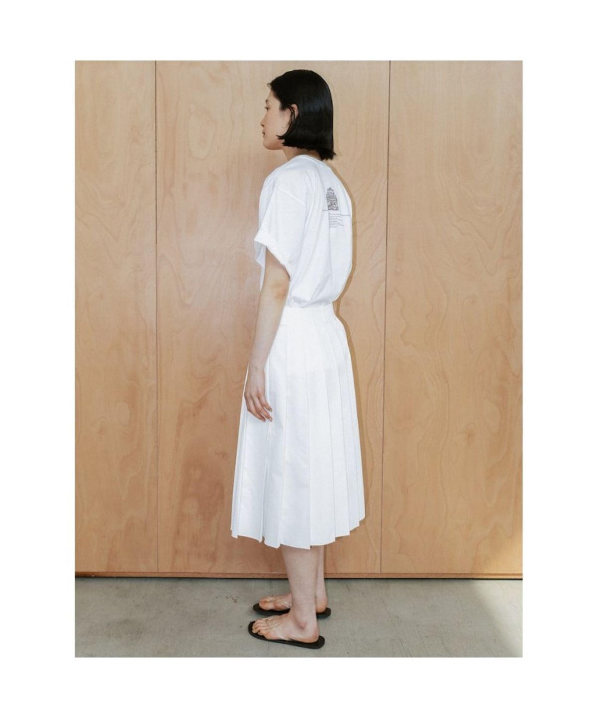 디애퍼처(THE APERTURE) 90S Cotton Pleated Skirt  White (TA6227A051)