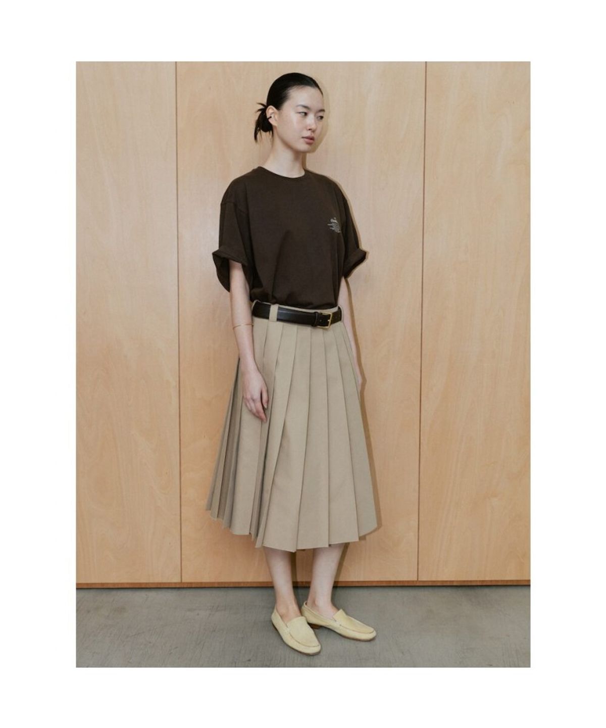 디애퍼처(THE APERTURE) 90S Cotton Pleated Skirt  Beige (TA6227A05A)