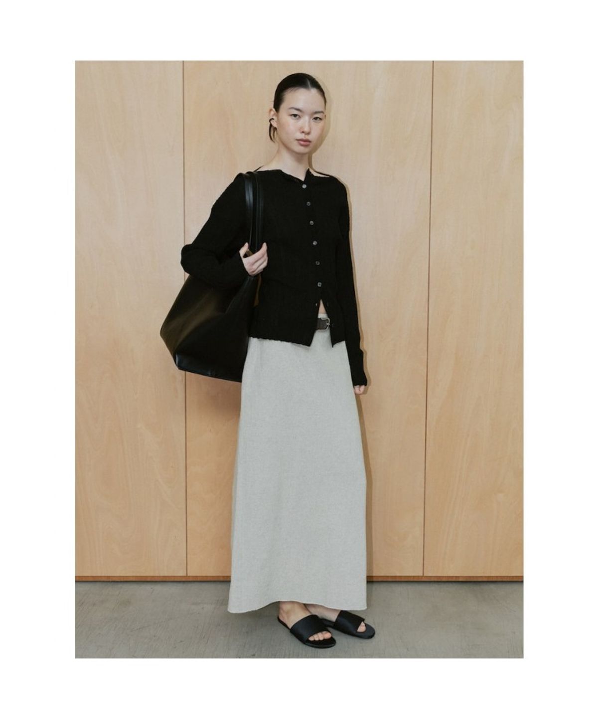 디애퍼처(THE APERTURE) Linen Troia H Line Skirt  Ivory (TA6427A100)