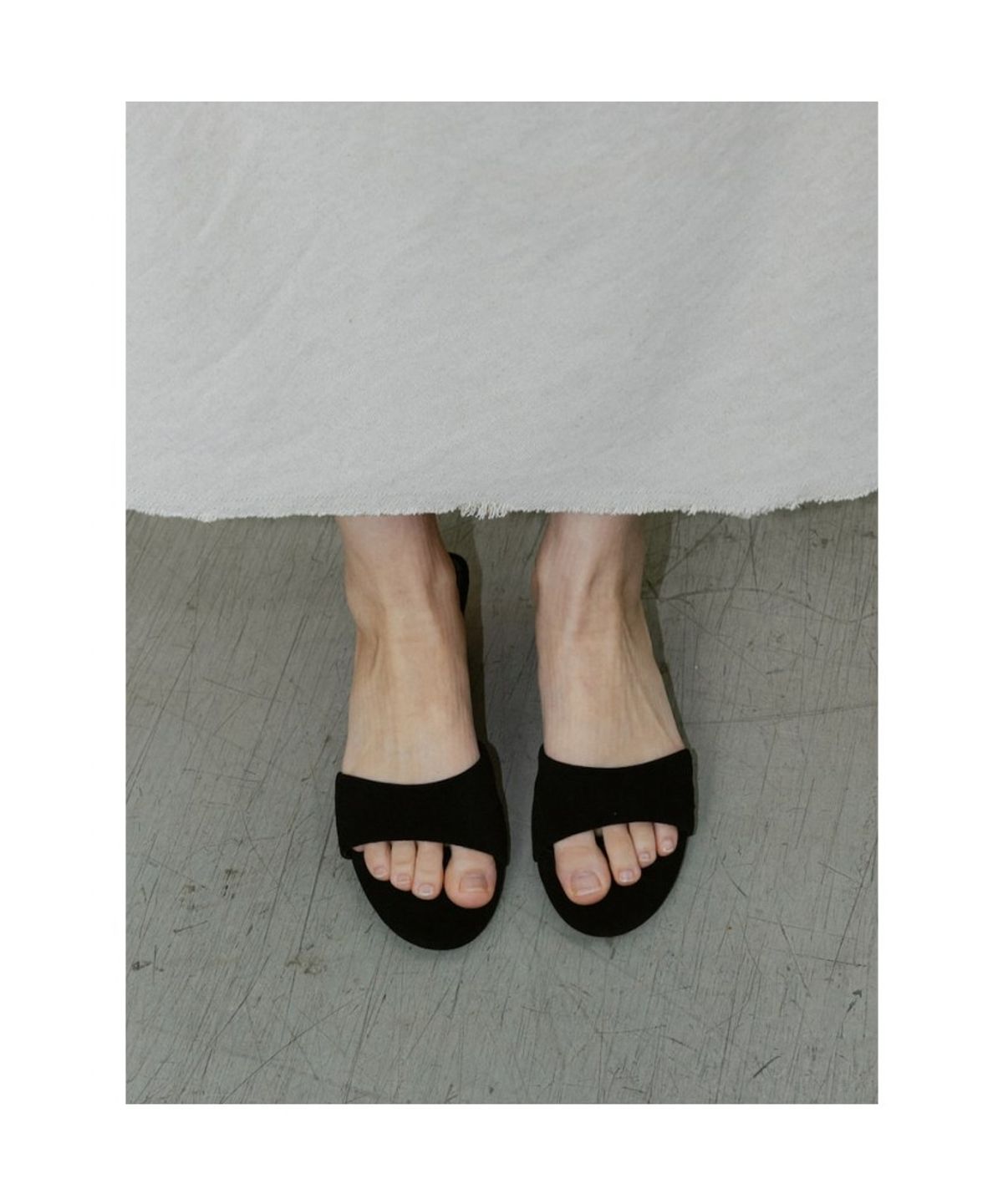 디애퍼처(THE APERTURE) 90s Wedge Sandal  Black (TA67K2A015)