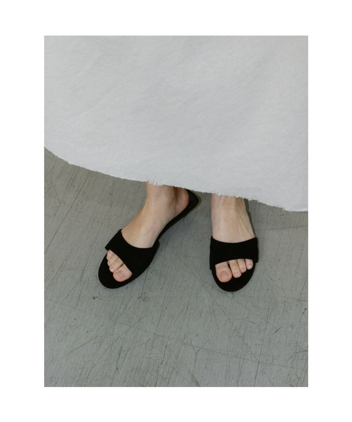 디애퍼처(THE APERTURE) 90s Wedge Sandal  Black (TA67K2A015)