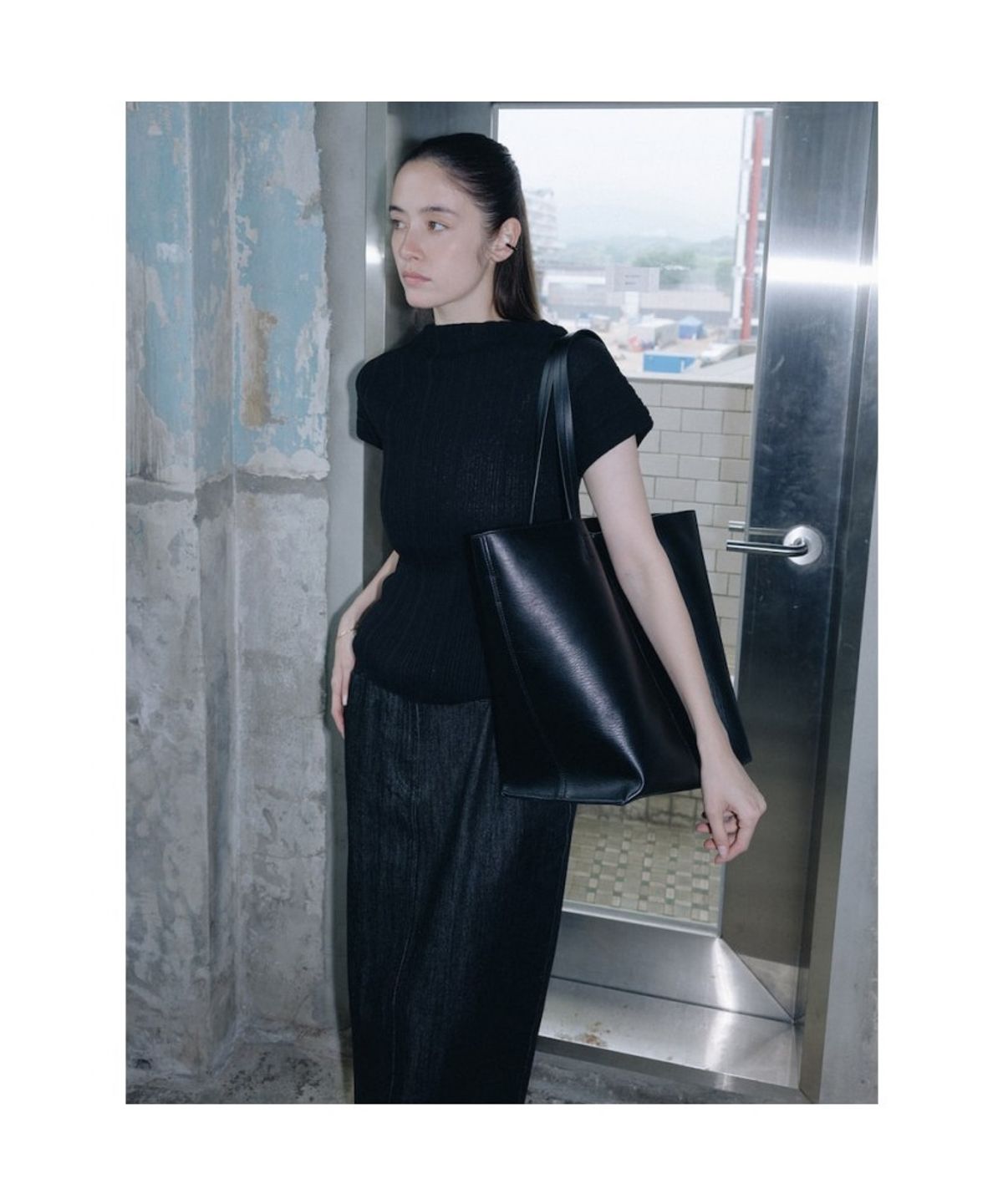 디애퍼처(THE APERTURE) Vaso Bag  Black (TA67D4A035)
