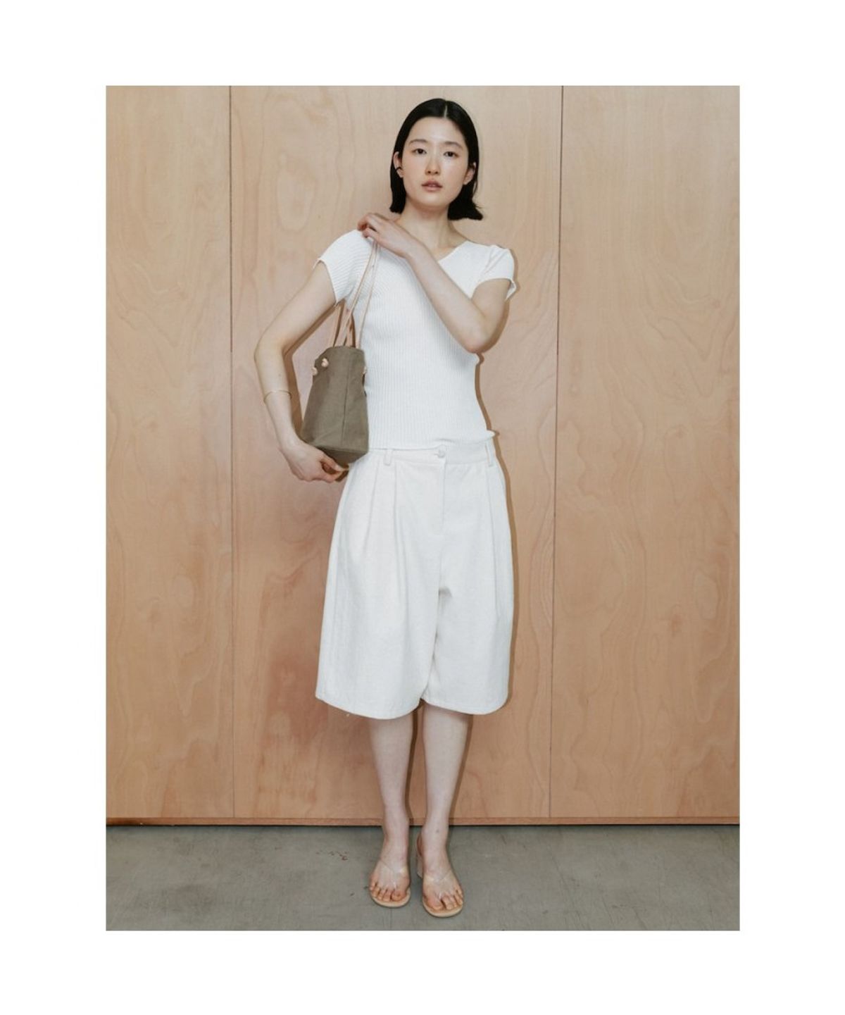 디애퍼처(THE APERTURE) Verona Bag  Beige (TA67D4A04A)