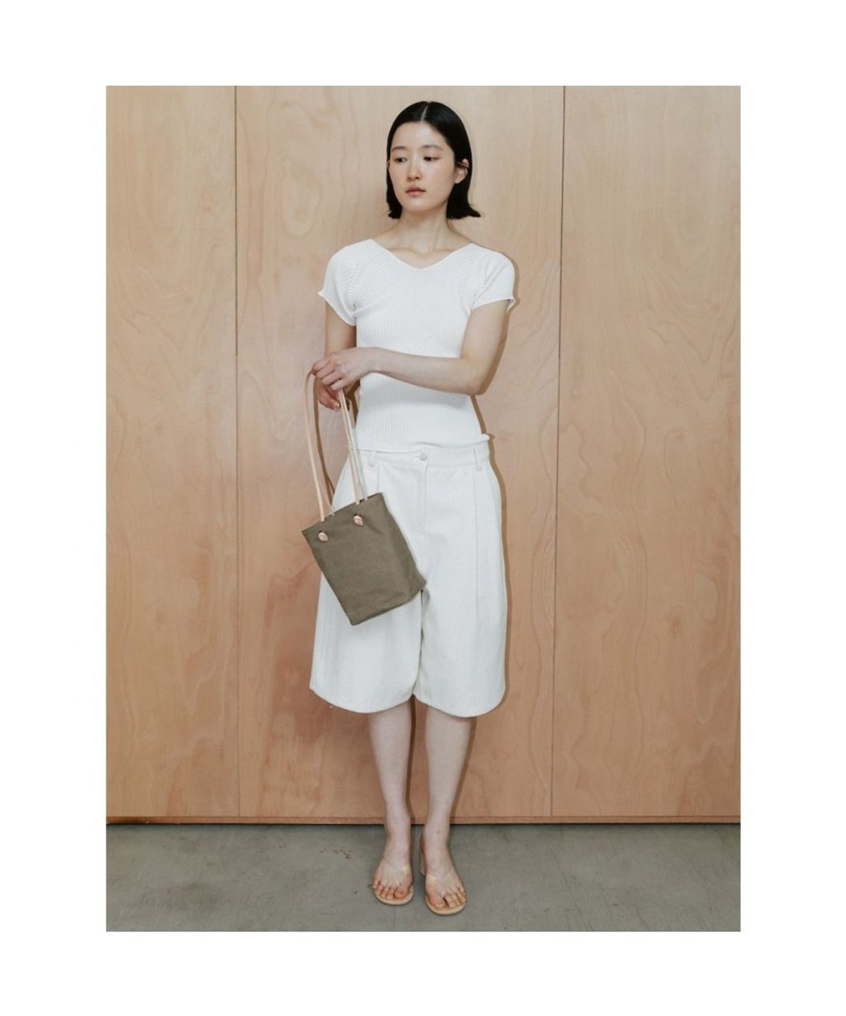 디애퍼처(THE APERTURE) Verona Bag  Beige (TA67D4A04A)