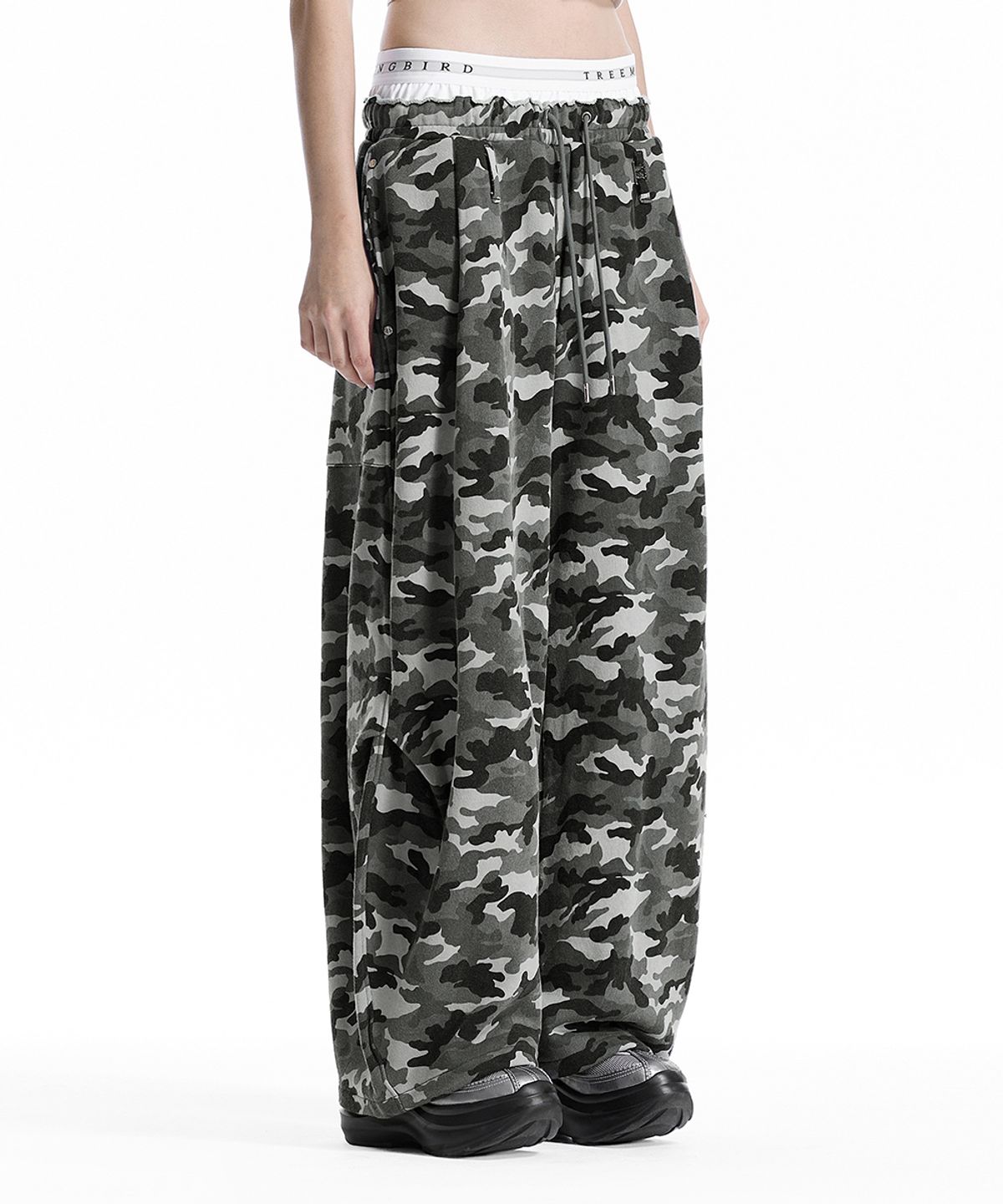 트리밍버드(TREEMINGBIRD) Camo Double Waist Sagging Sweat Pants [ Light Gray ]