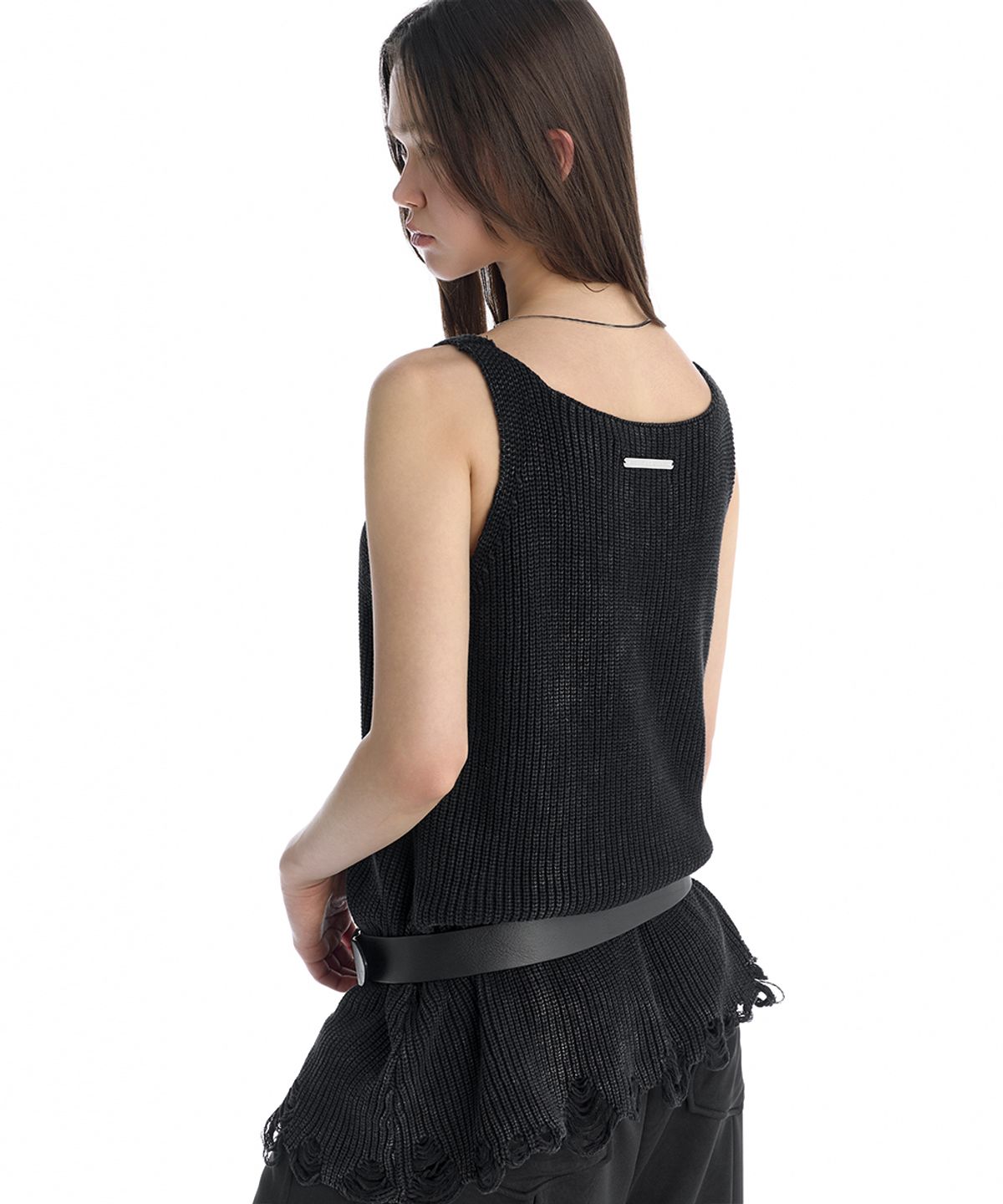 트리밍버드(TREEMINGBIRD) Washed Distressed Sleeveless Knit Top [ Black ]