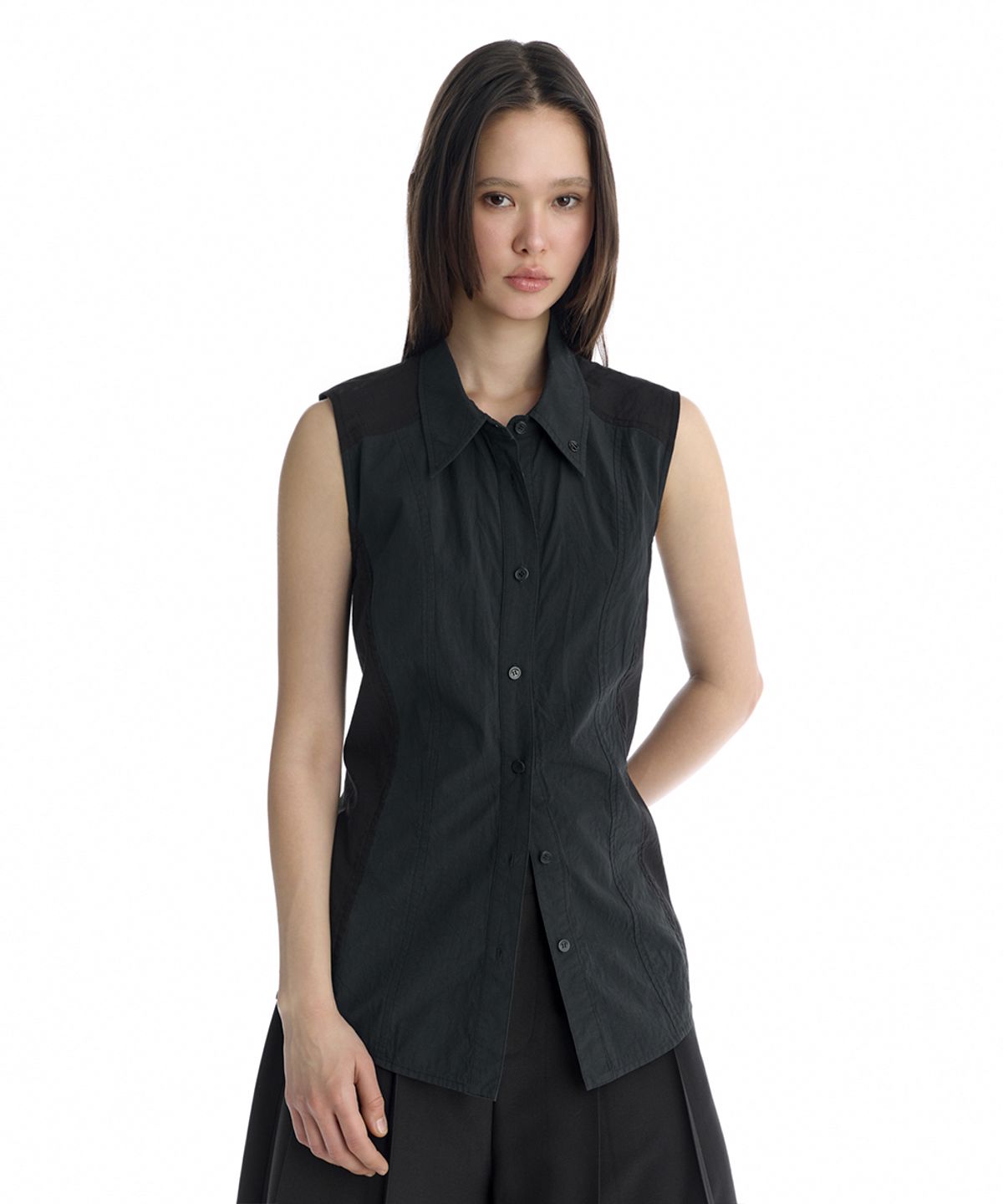 트리밍버드(TREEMINGBIRD) Regular-Fit Side Panel Sleeveless Shirt [ Black ]