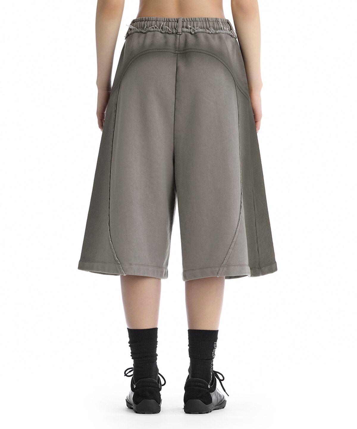 트리밍버드(TREEMINGBIRD) Vintage Brushed Sweat Bermuda Shorts [ Light Gray ]