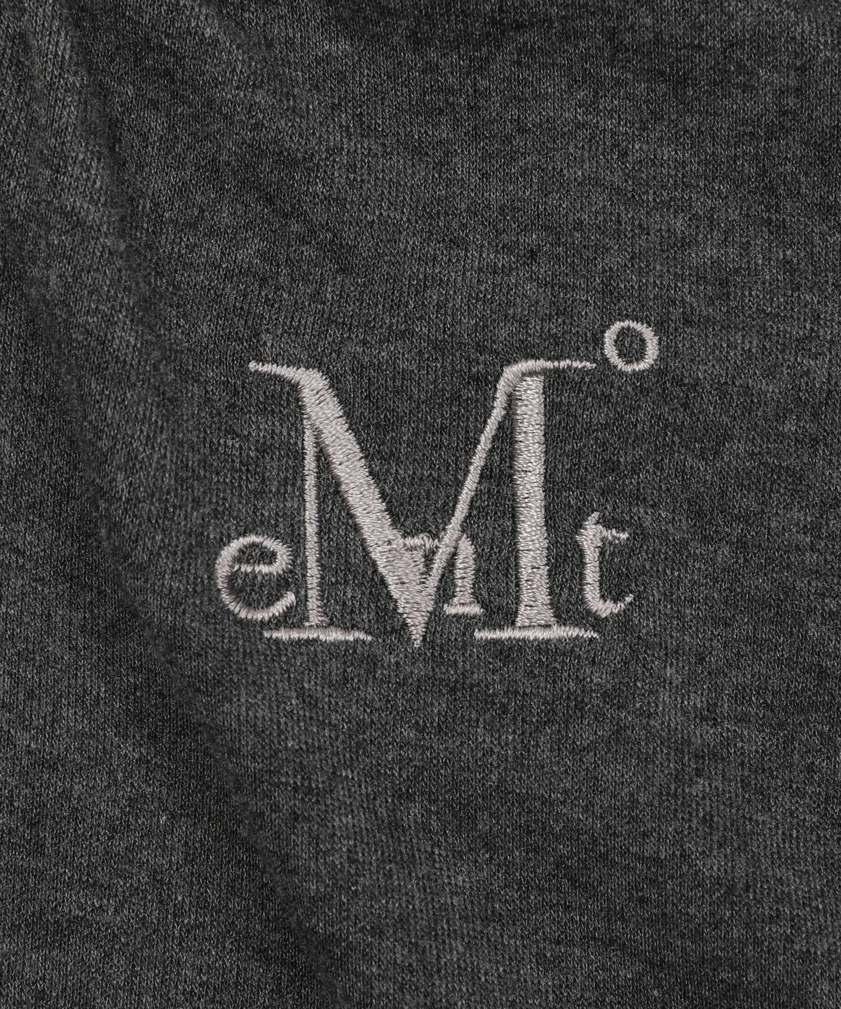 무센트(MUCENT) 모베르 브이넥 셔링 반팔 티 (4컬러)