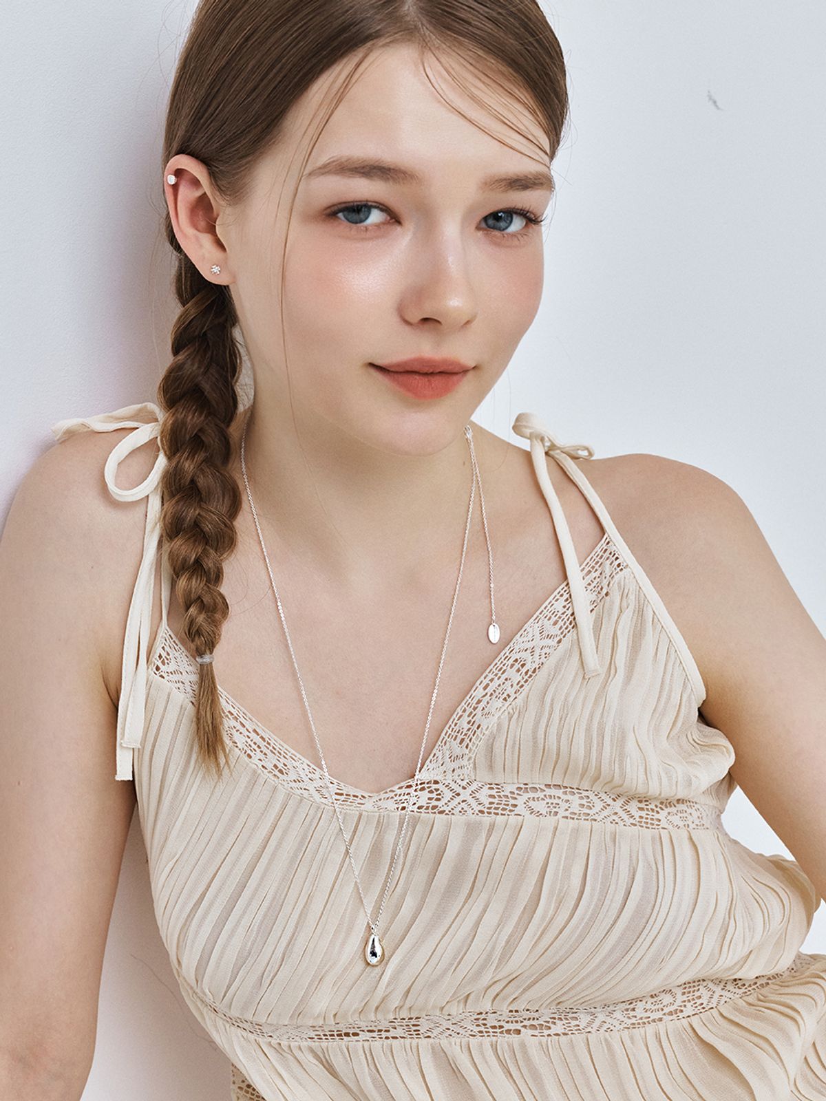 헤이(HEI) pear pendant long necklace