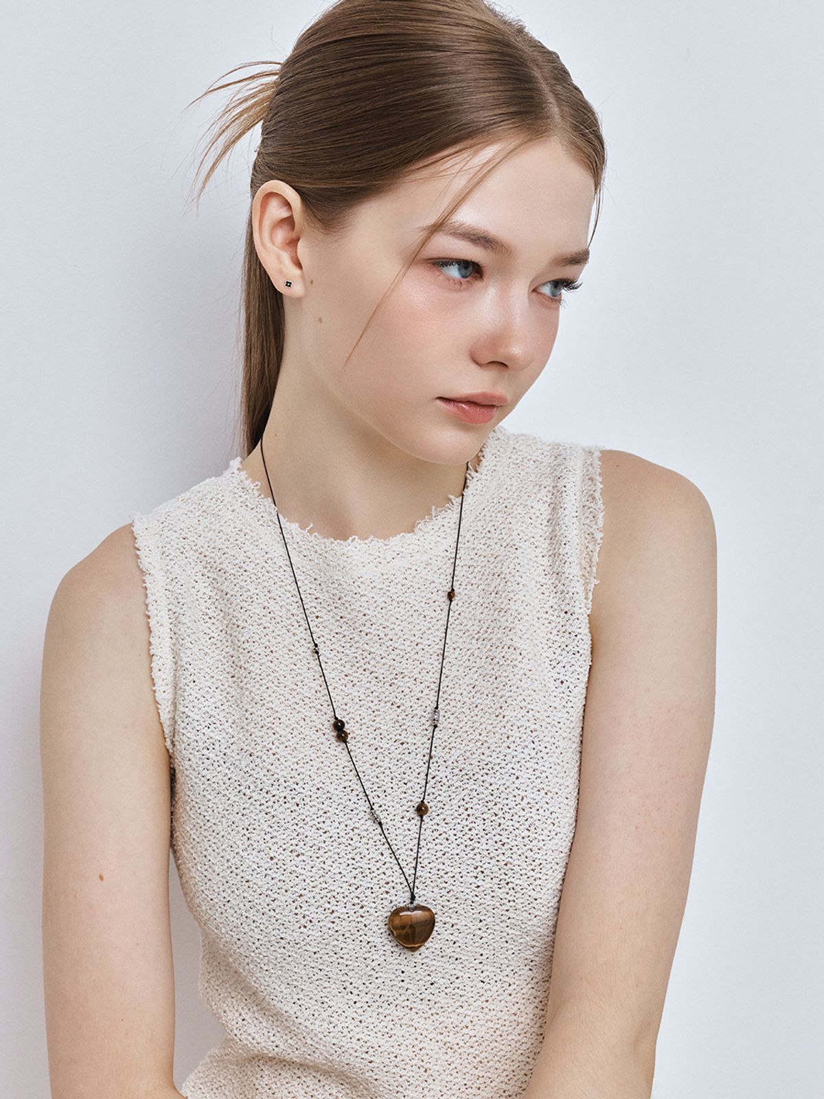 헤이(HEI) tiger eye heart pendant necklace
