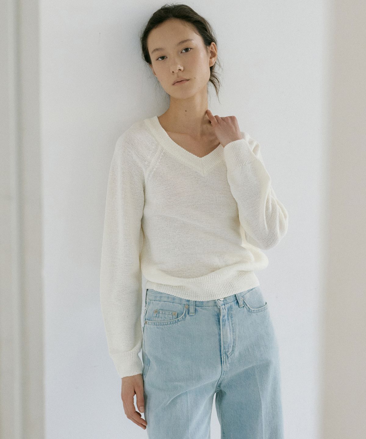 오떼뜨(OCTETTE) PAPER DEEP V-NECK KNIT_2COLOR