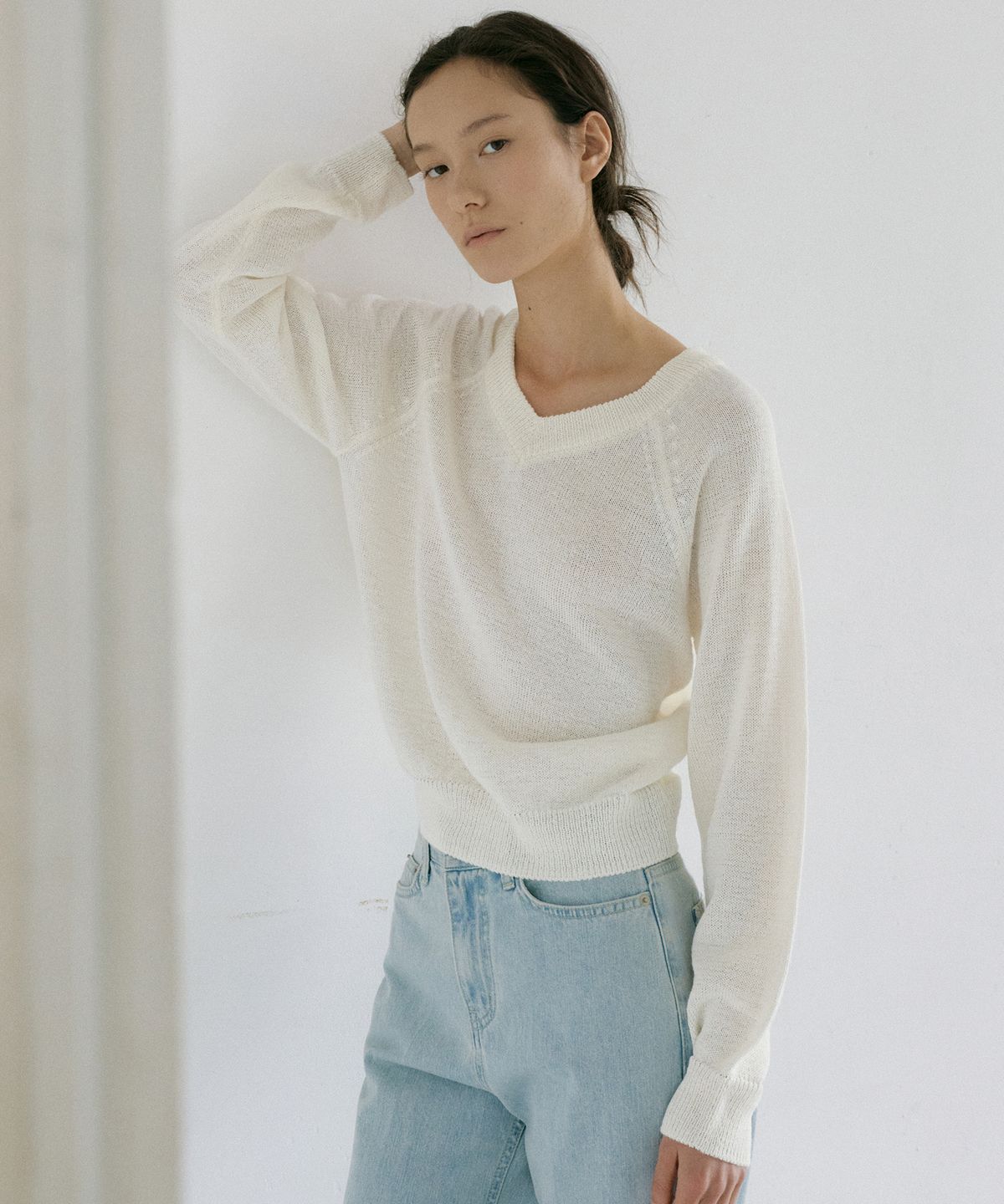 오떼뜨(OCTETTE) PAPER DEEP V-NECK KNIT_2COLOR