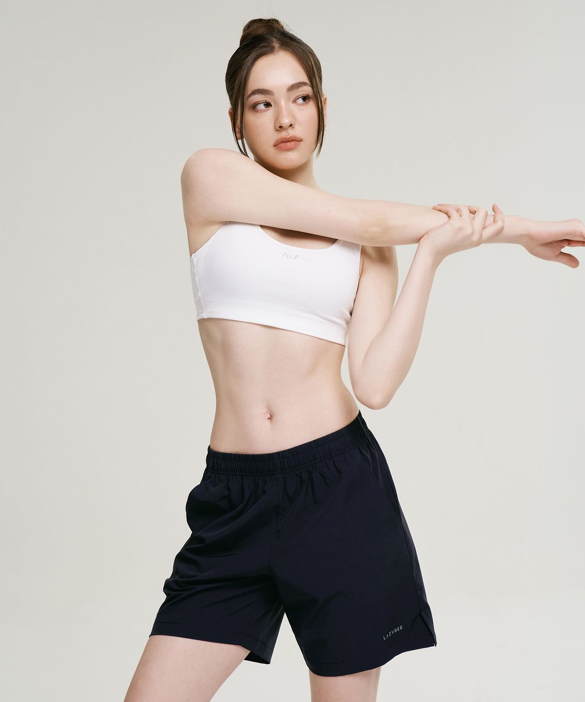 레이지비(LAZYBEE) 에어로 터치 러닝 액티브 남녀 스포츠 짐웨어 운동 반바지 쇼츠 W 다크네이비