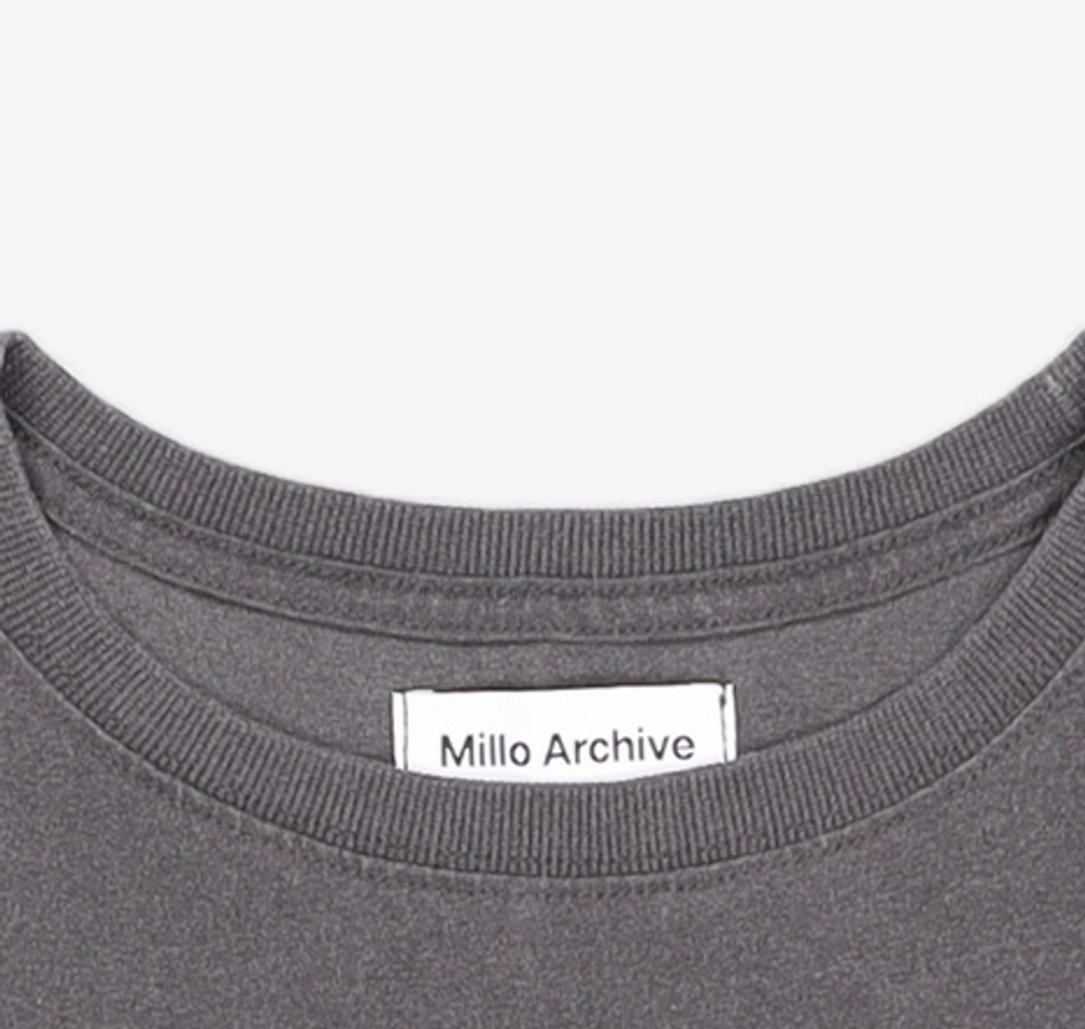 밀로 아카이브(MILLO ARCHIVE) 반소매 티셔츠 FREE